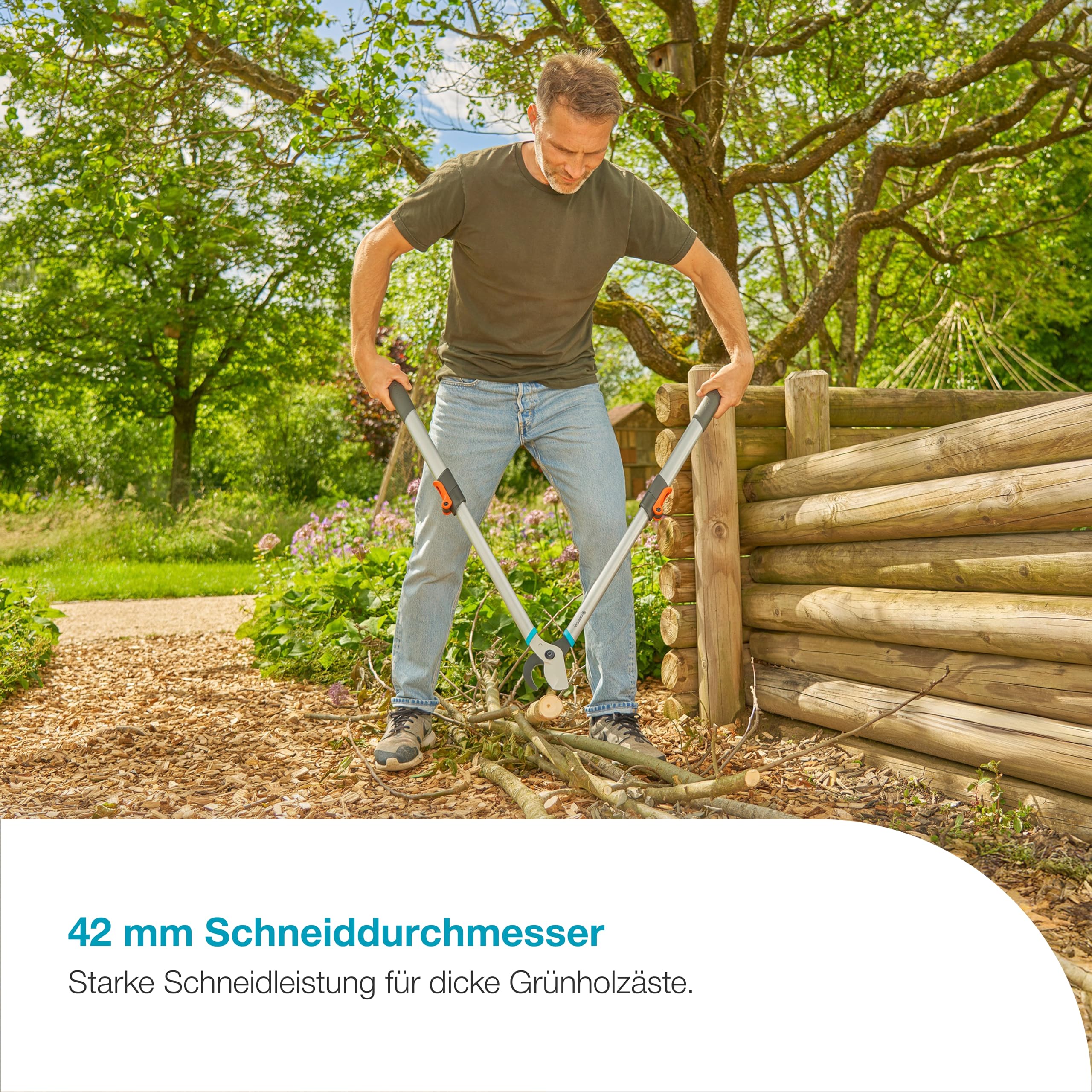 GARDENA TeleCut Basic teleskopierbare Astschere für frisches Holz