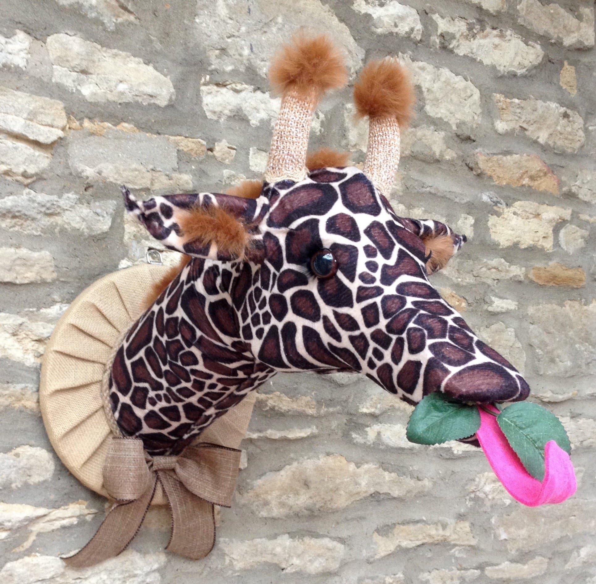 Handmade faux taxidermy exotic safari giraffe wall mounted animal head trophy