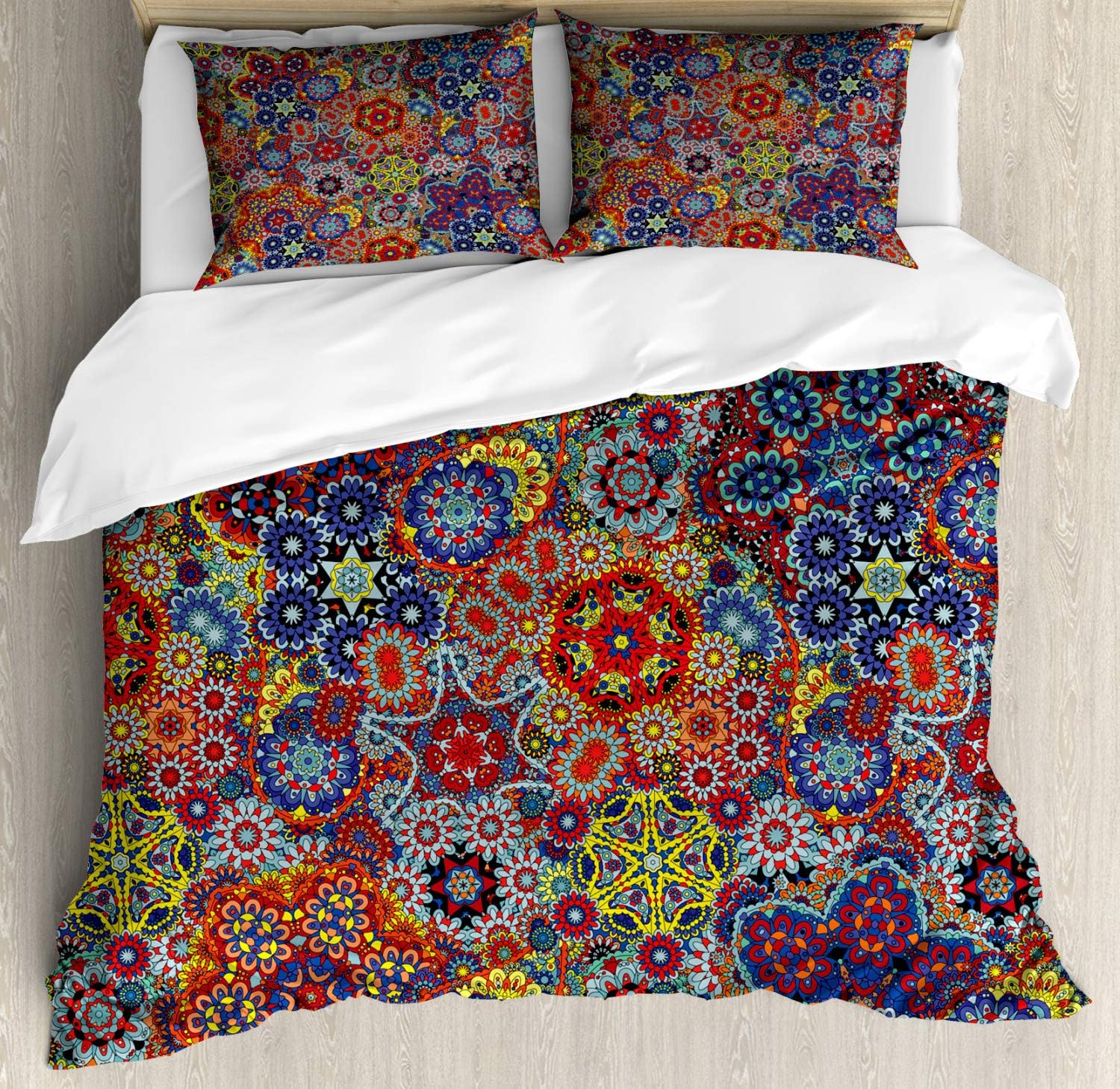 Ambesonne Batik Duvet Cover Set, Vintage Combined Nested Paisley Motif Oriental Feminine Cultural Eastern Batik Theme, Decorative 3 Piece Bedding Set with 2 Pillow Shams, King Size, Blue and Red King Blue and Red