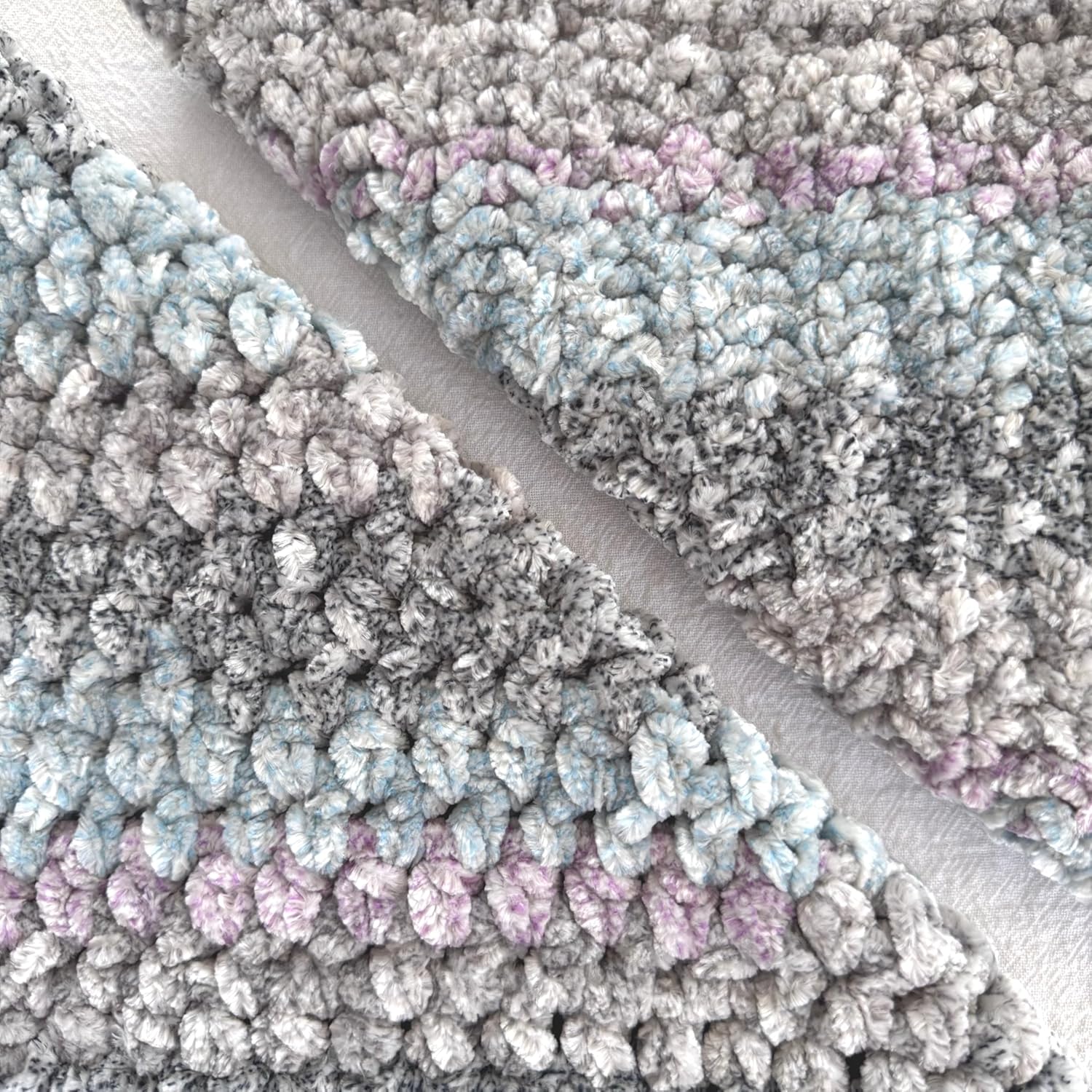 Chenillique XL Plush Chenille Yarn – 4-Pack (352 Yards / 400 g) – Variegated Super Bulky Yarn for Plushies, Blankets, Amigurumi & Accessories - Orchid Mist