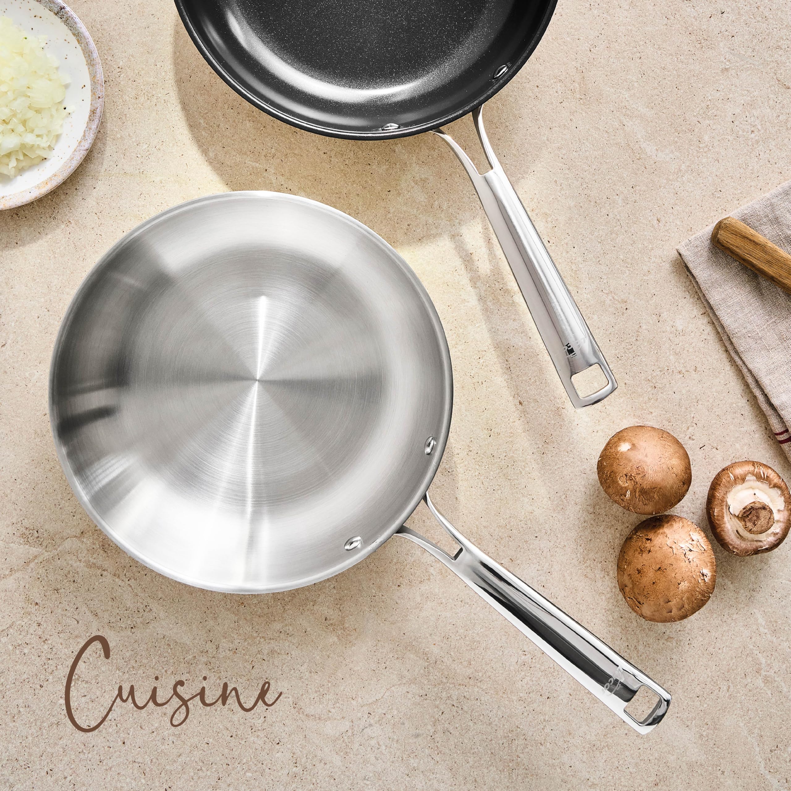 LACOR - 44428 - Cuisine Bratpfanne aus Edelstahl 18/10, ohne Antihaftbeschichtung, ergonomischer Griff, Full Inductionsboden, geeignet für Induktion, Ofen und Spülmaschine, Ø 28 cm, Höhe 6,5 cm