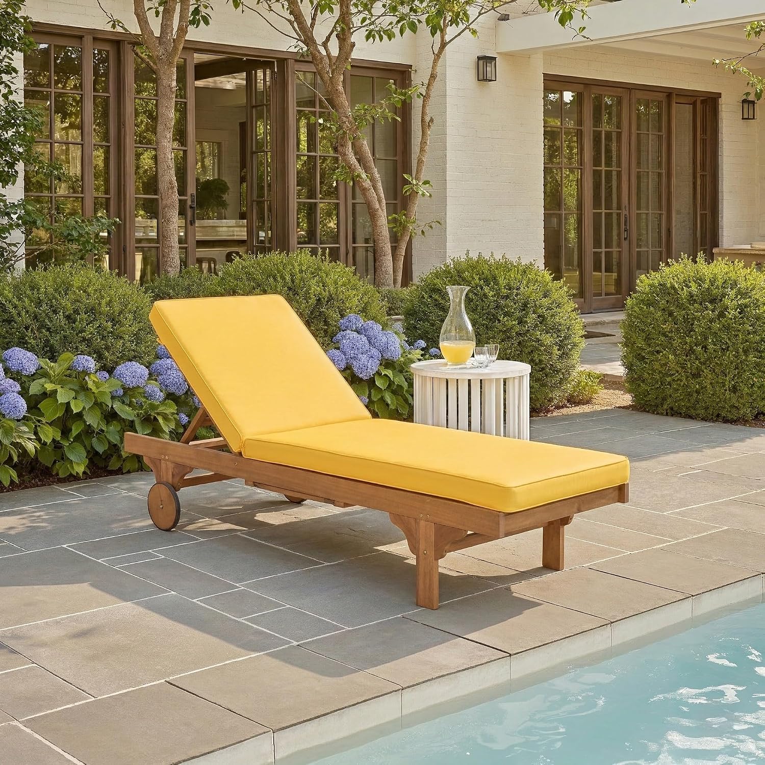 SAFAVIEH Outdoor Collection Newport Natural/ Yellow Cushion Built-in Side Table Adjustable Chaise Lounge Chair