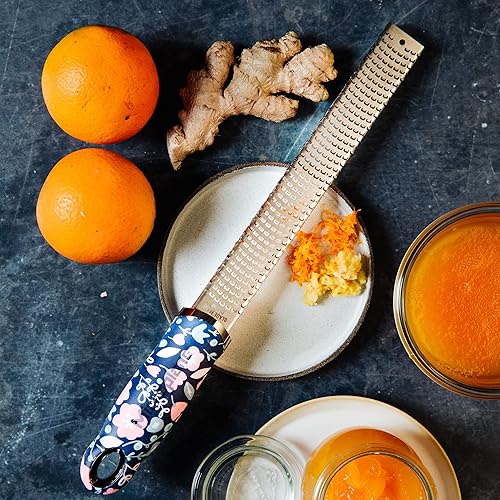 Vista 78 de Microplane Premium Classic Series Rallador 18/8 de acero inoxidable, para limón queso, verduras, cítricos, queso parmesano, ajo, jengibre, nuez Negro