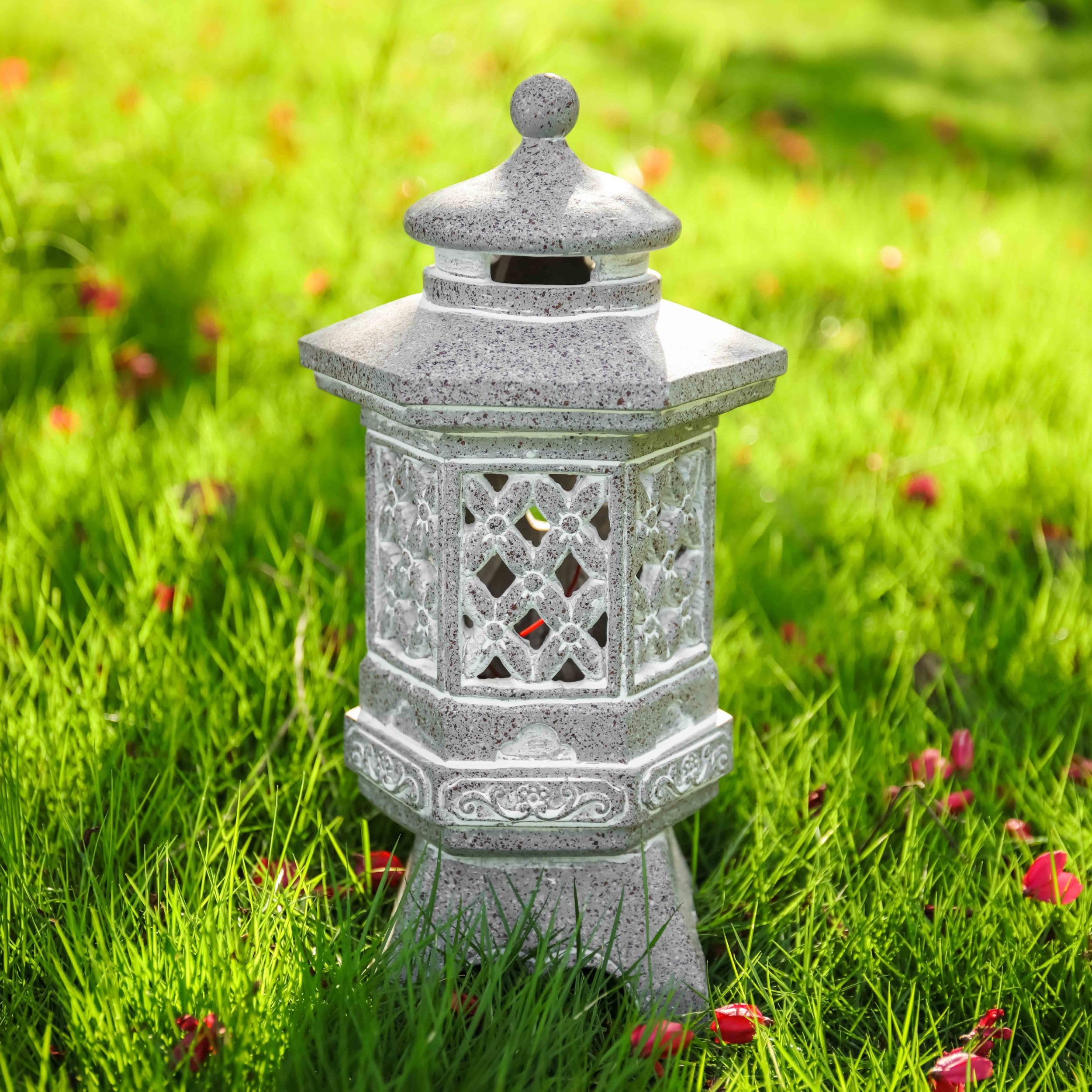 TERESA'S COLLECTIONS Gartendeko für Draußen, Japanische Steinlaterne Pagode Statue Solarleuchte,Kunstharz Wasserfest Gartenfigur Zen für Außen Terrasse Hof, Geschenke Frauen Mama Vatertag,21cm(M)