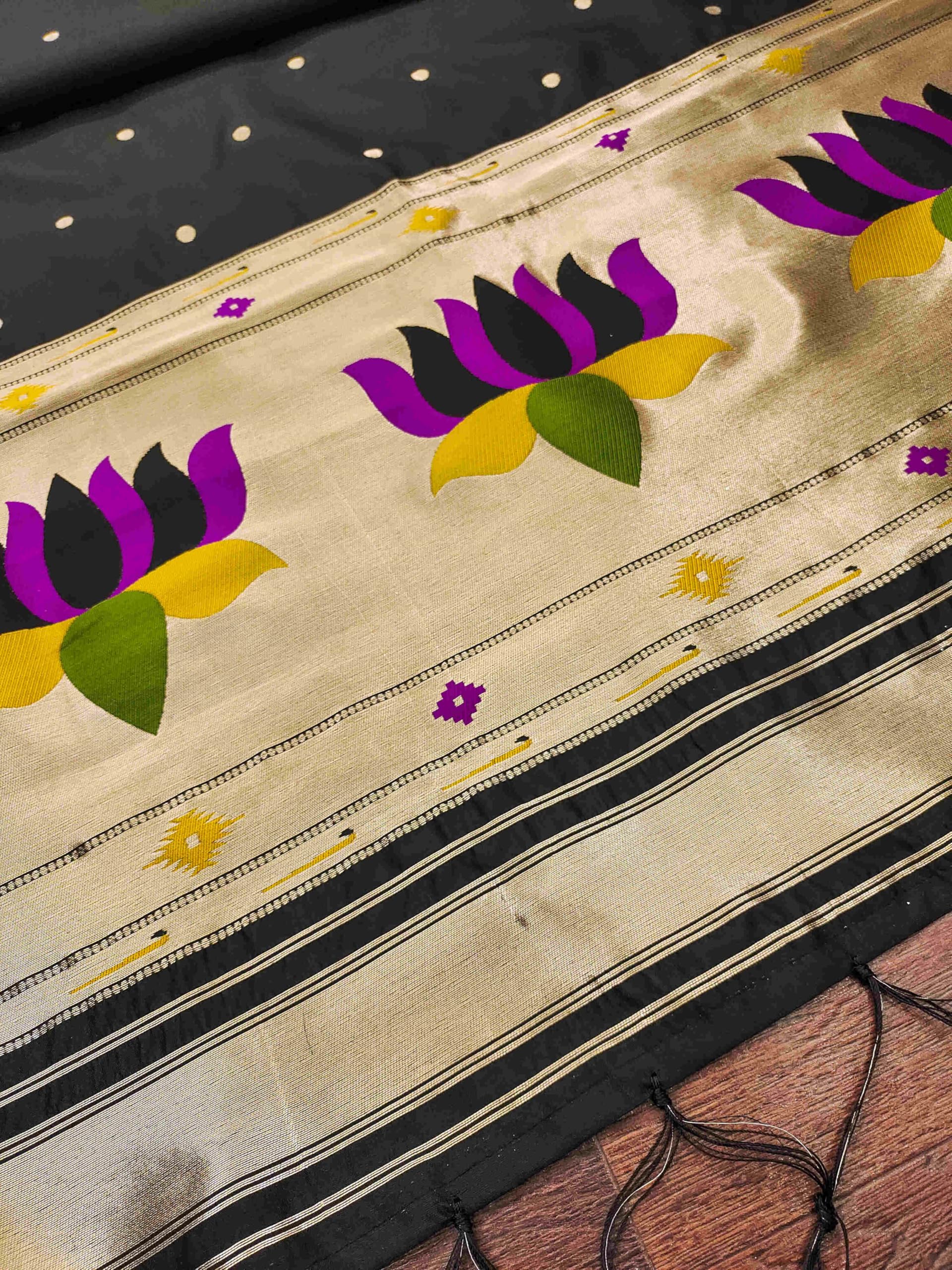 DEVANGI Women's Woven Banarasi Silk Dupatta/Chunni For Women, Floral Print 1 Meter Wide and 2.3 Meter Length Printed Designer Dupatta/Chunni For Girls(OM-DT-67-BLACK) - Image 5 thumbnail