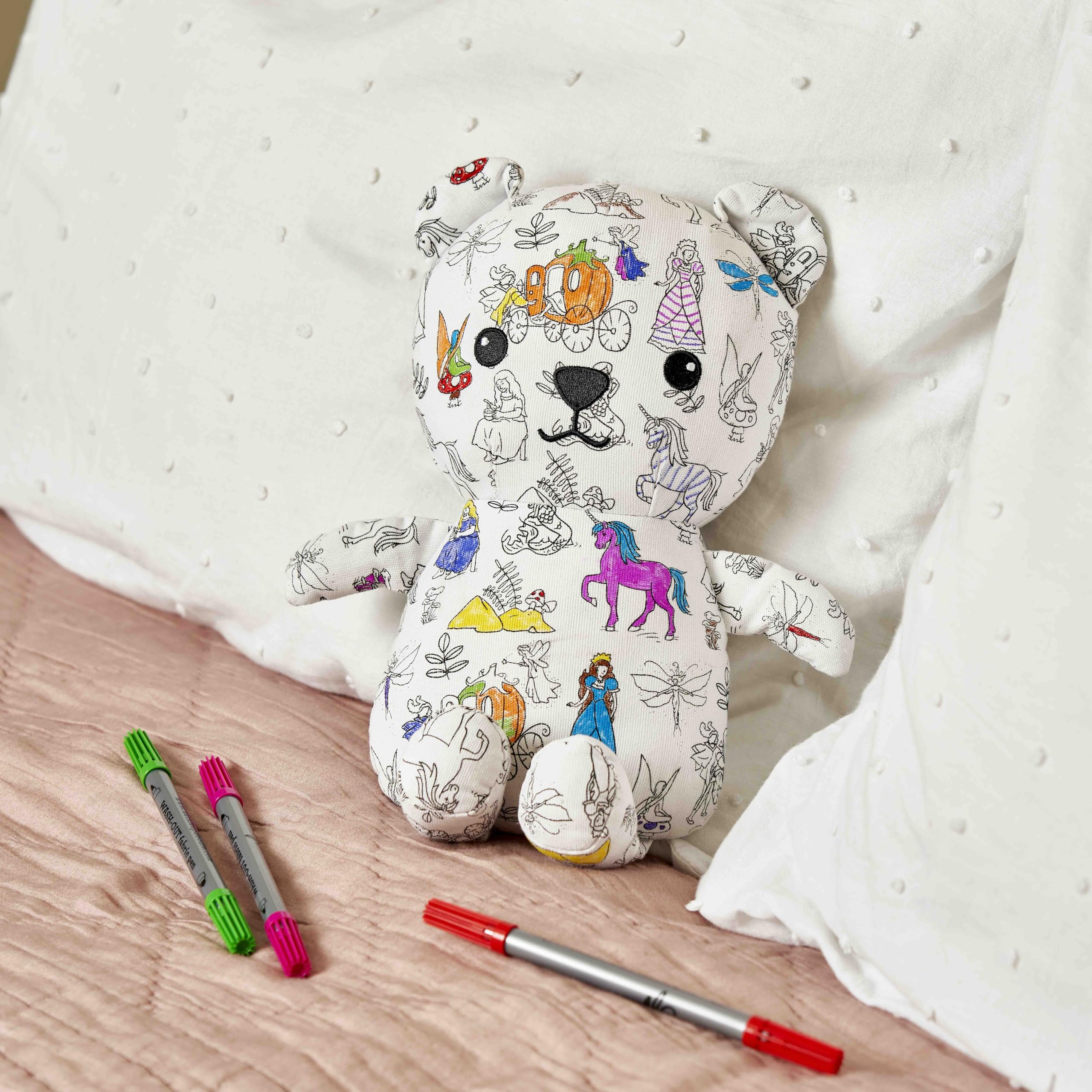 eatsleepdoodle Color In Fairytale Bear - Peluche da colorare con 10 penne lavabili