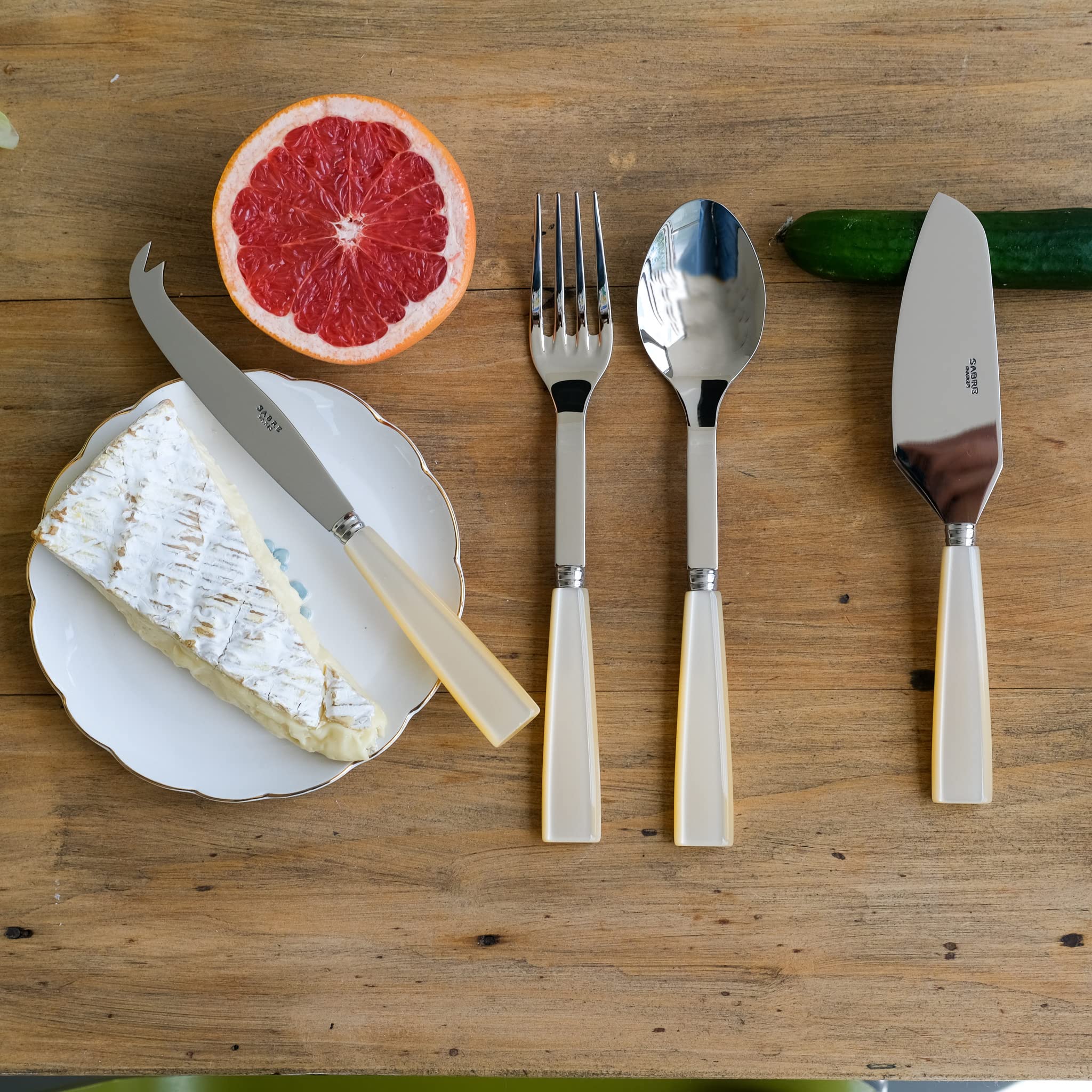 SABRE PARIS - 4-Piece Serving Set - Icône Collection - 2 Serving Flatware, Serrated Pie Server, Large Cheese Knife - Stainless Steel & Acrylic - Dishwasher Safe - Pearly White