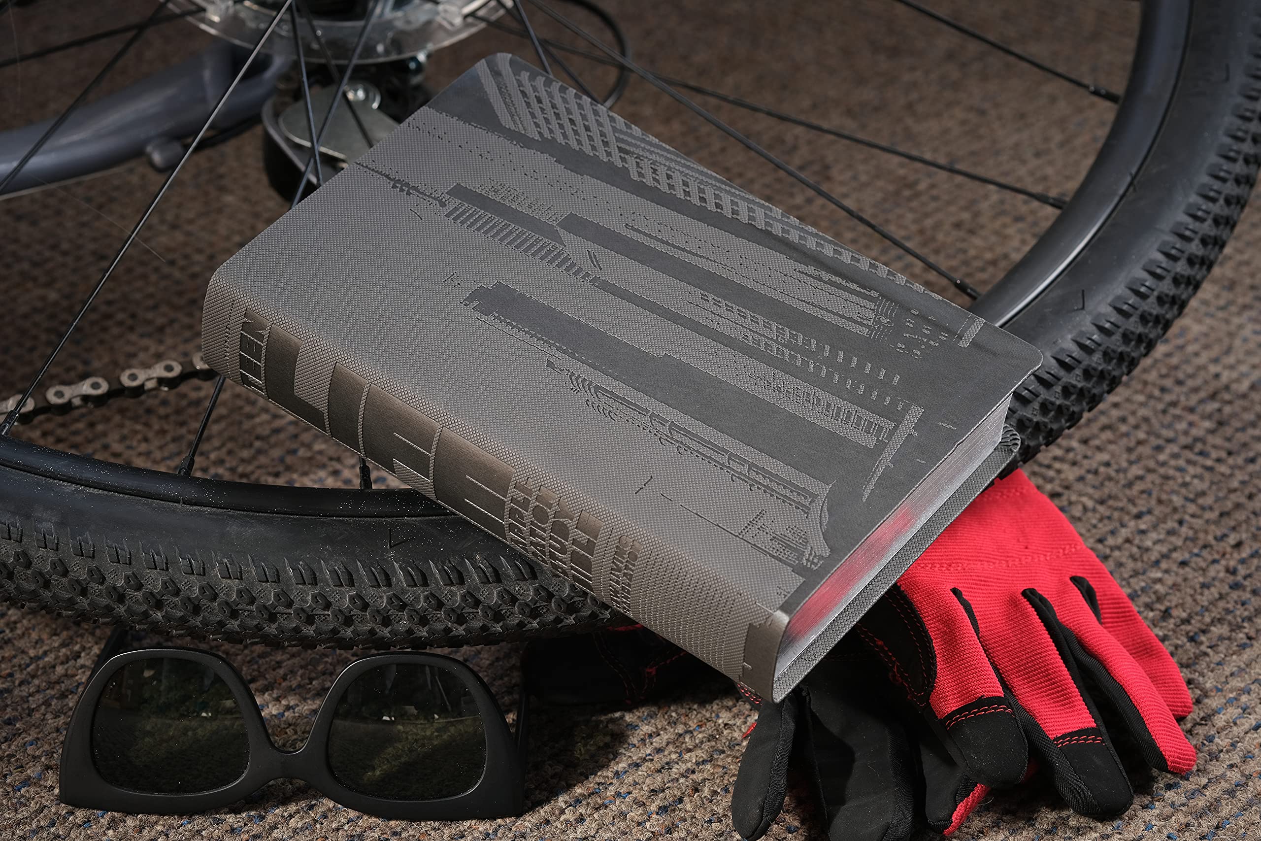 Tyndale NLT Teen Life Application Study Bible (LeatherLike, Steel), NLT Study Bible with Notes and Features, Full Text New Living Translation - Image 10