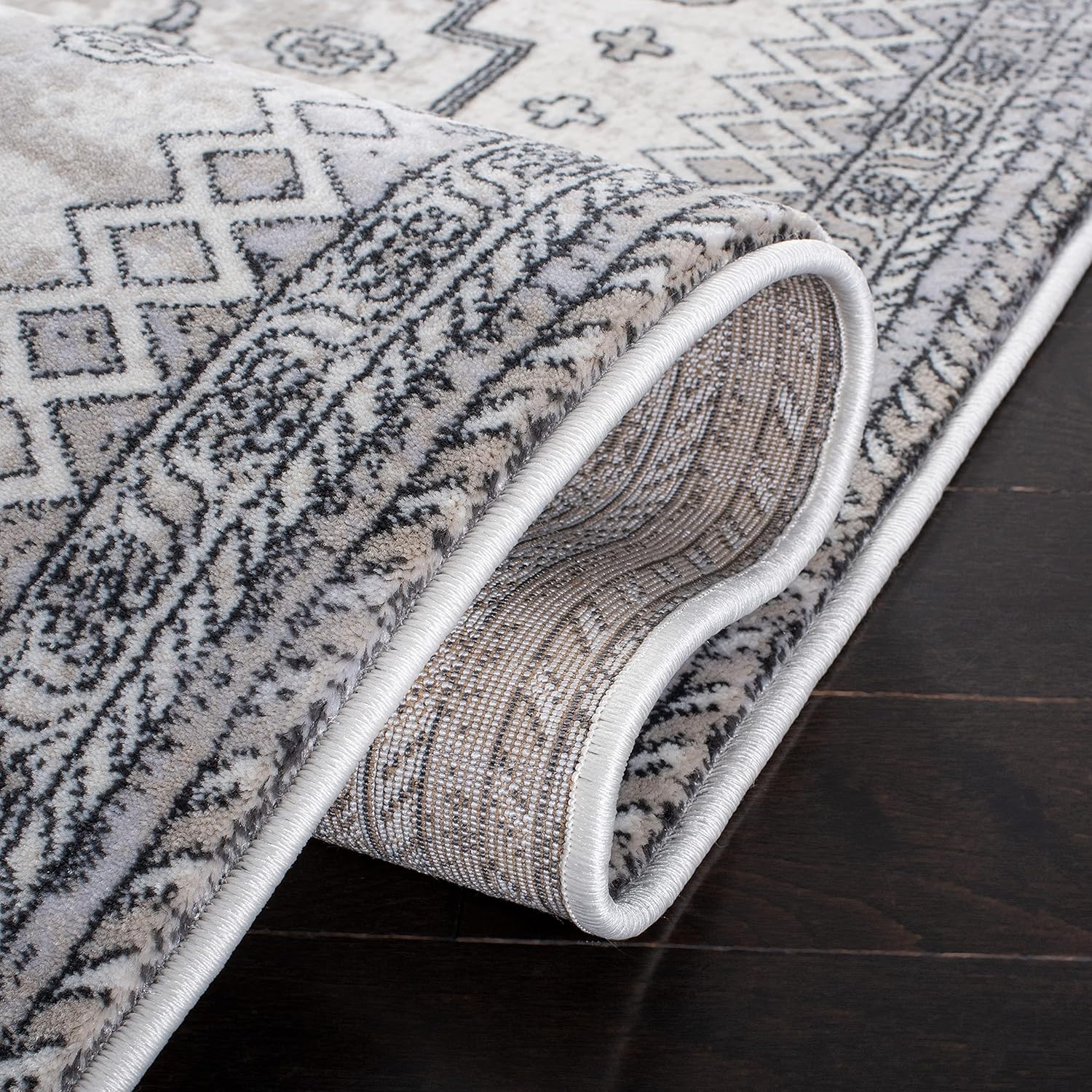 Ivory and Gray Synthetic Non-Slip Area Rug 8' x 10'
