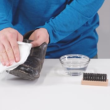 GEAR AID Revivex Leather Water Repellent Shoes and Boots, 4 fl oz