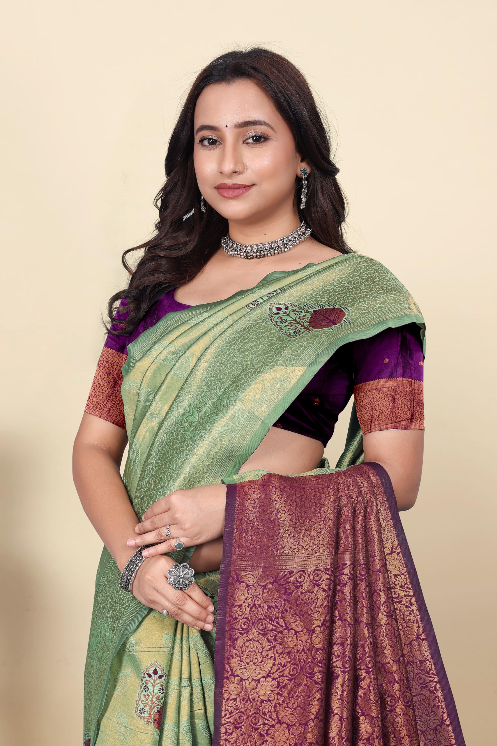 Fashion Women's Kanjivaram Style Soft Silk Banarasi Sarees With Blouse Piece For Women Pure Soft Silk Saree With Blouse Piece For Wedding product image 3