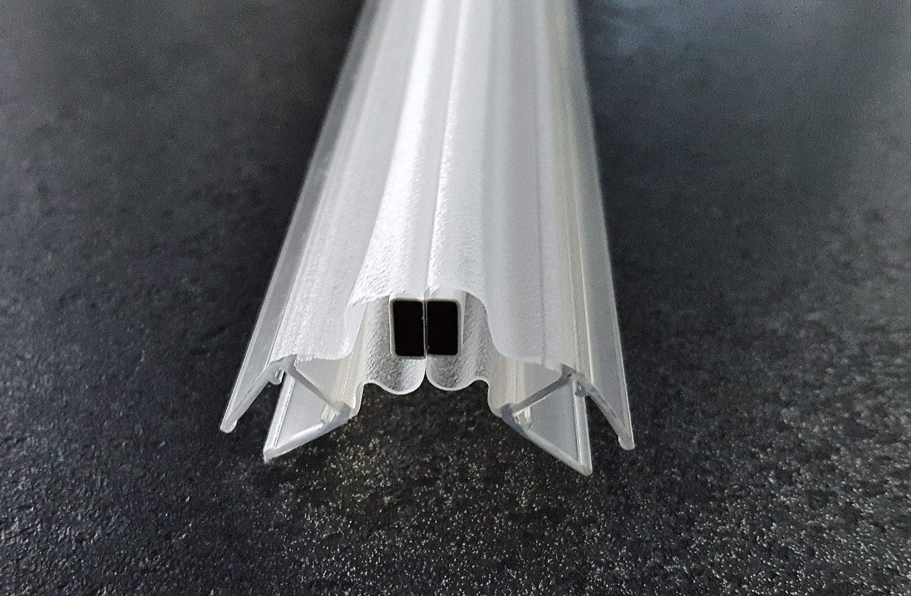 KRISTHAL Tür-Magnetdichtung Gradzahl flexibel (1 Paar), Duschdichtung für 6 und 8 mm Glas, Dichtleiste mit 200 cm Länge, Made in Germany Art. Nr. 8874