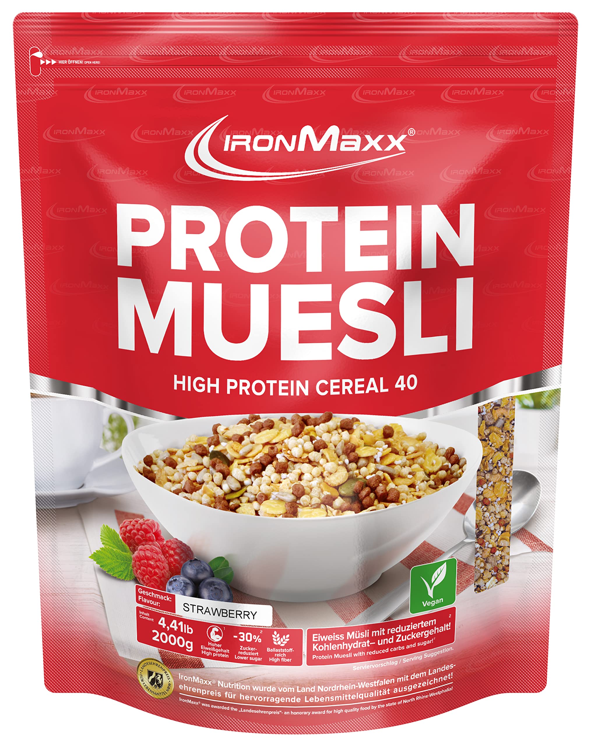 IronMaxx Proteine Muesli Goût Fraise 2000g | Muesli Vegan aux protéines de soja | Céréales protéinées -30% sucres | Riche en Fibres & Protéines Végétales | Idéal pour un petit-déjeuner Sain
