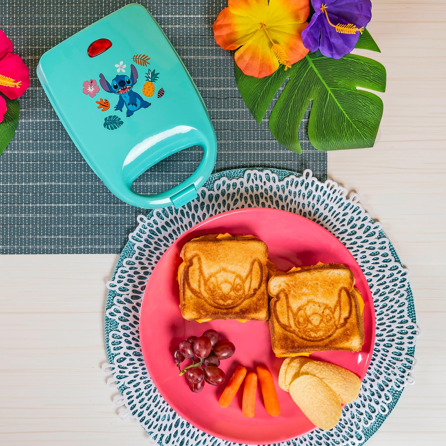 Uncanny Brands Disney Lilo and Stitch Single Sandwich Maker, Small Kitchen Appliance-image-7