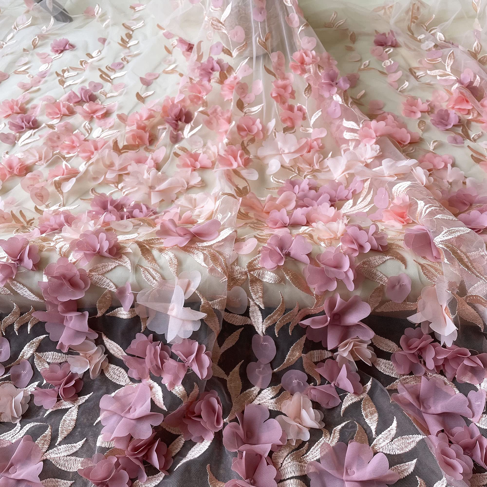 Tulle Floreale Con Pizzo 91cm – Tessuto Morbido Per Abiti Da Sposa, Fai Da Te E Decorazioni – Bianco