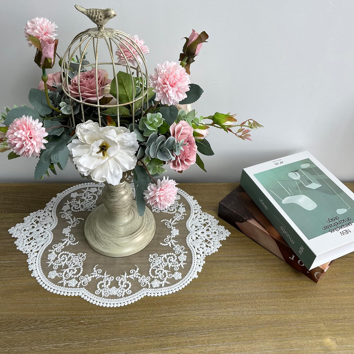 2PACK Retro French Style Lace Placemats Fashionable Floret Embroidered Lace Doilies vase mat 15”x12”,White