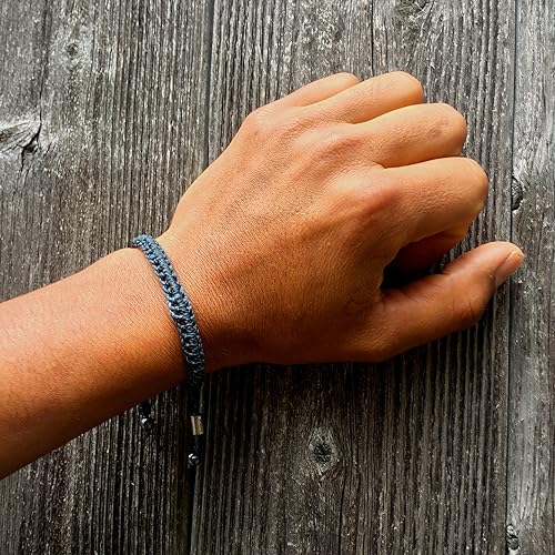 Vista 83 de Rumi Sumaq Pulseras con lazo de bandera del orgullo y el país, macramé tejida anudada a mano, cola de pez y trenzada, pulseras unisex ajustables