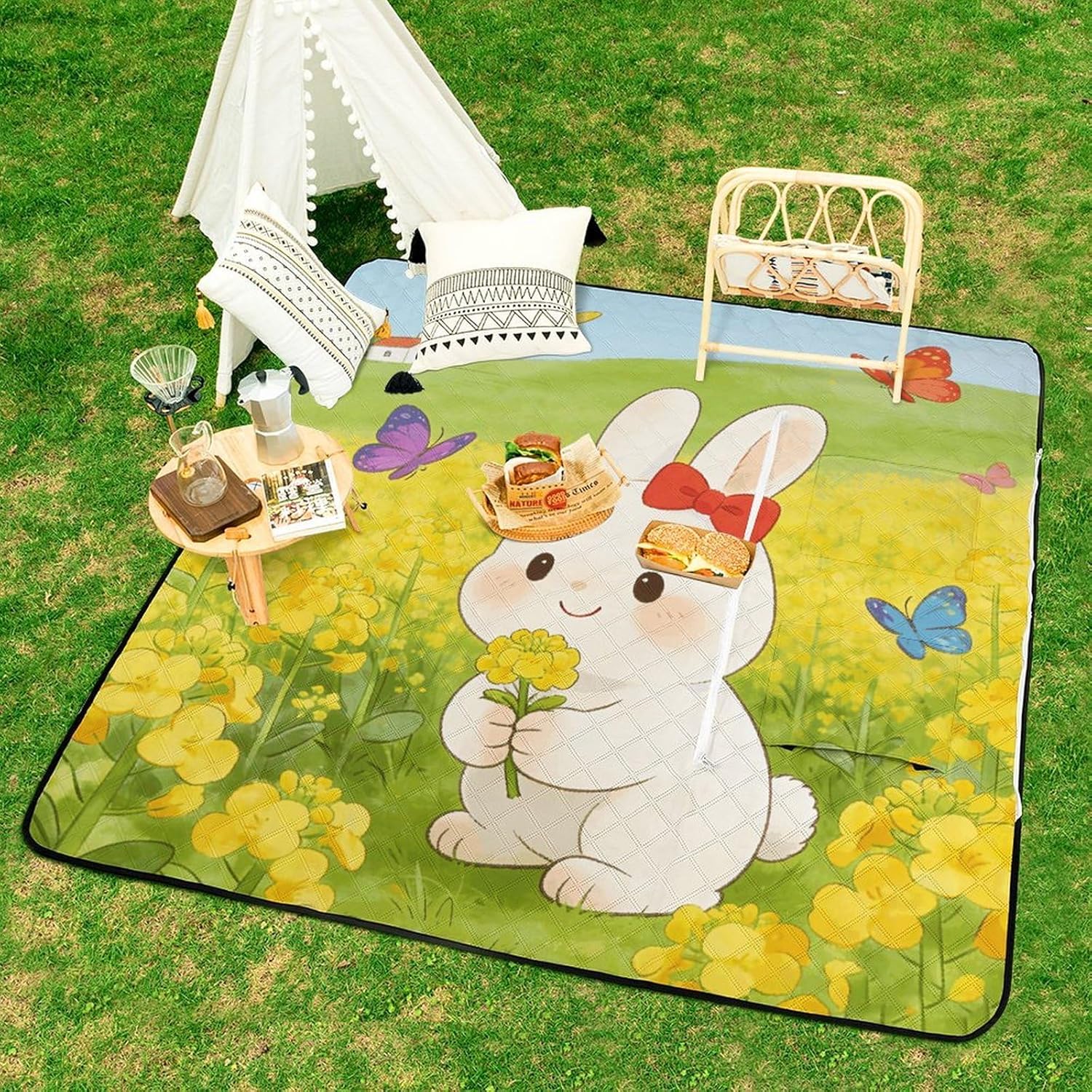 Spring Flower Picnic Blanket with Zipper Water Resistant Sand Free Picnic Mat Washable Foldable Easy Carry Beach Blanket for Lawn Beach Hiking Camping