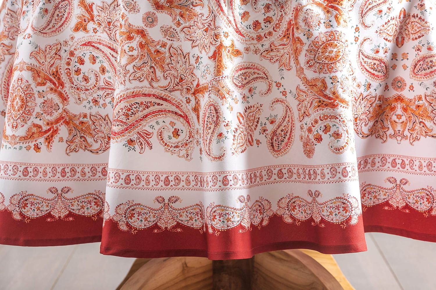 Maison d' Hermine Orient 100% Cotton Tablecloth for Kitchen Dining | Tabletop | Decoration | Parties | Weddings | Thanksgiving/Christmas (Round, 63 Diameter) : Home & Kitchen