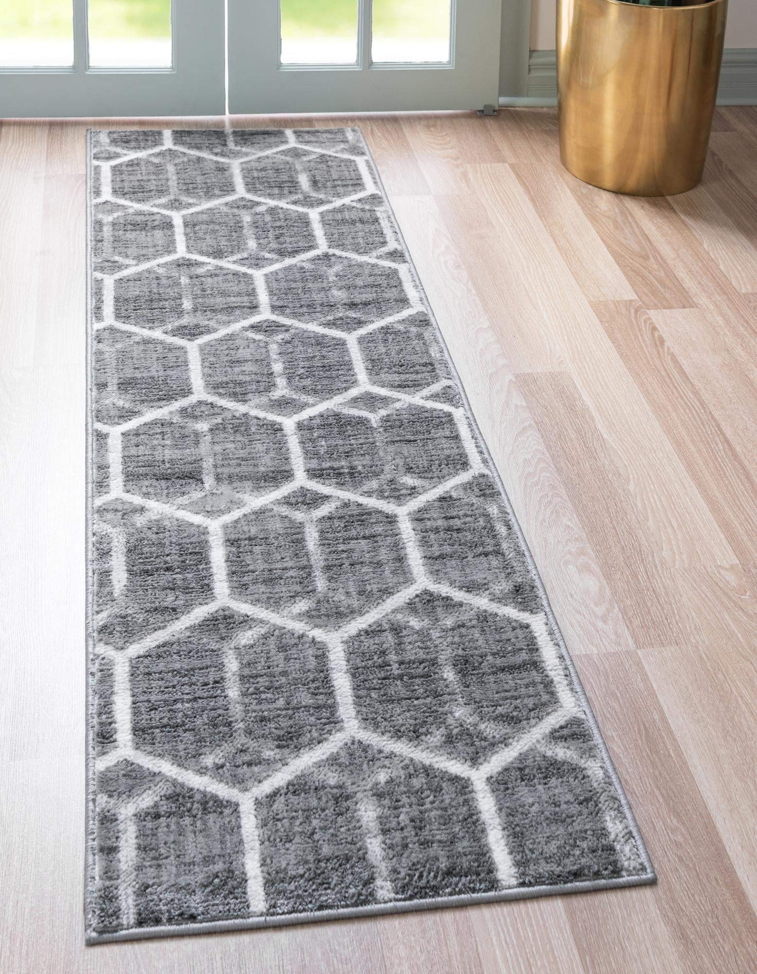 Rugs.com Lattice Trellis Collection Rug – 6 Ft Runner Gray Low-Pile Rug Perfect for Hallways, Entryways