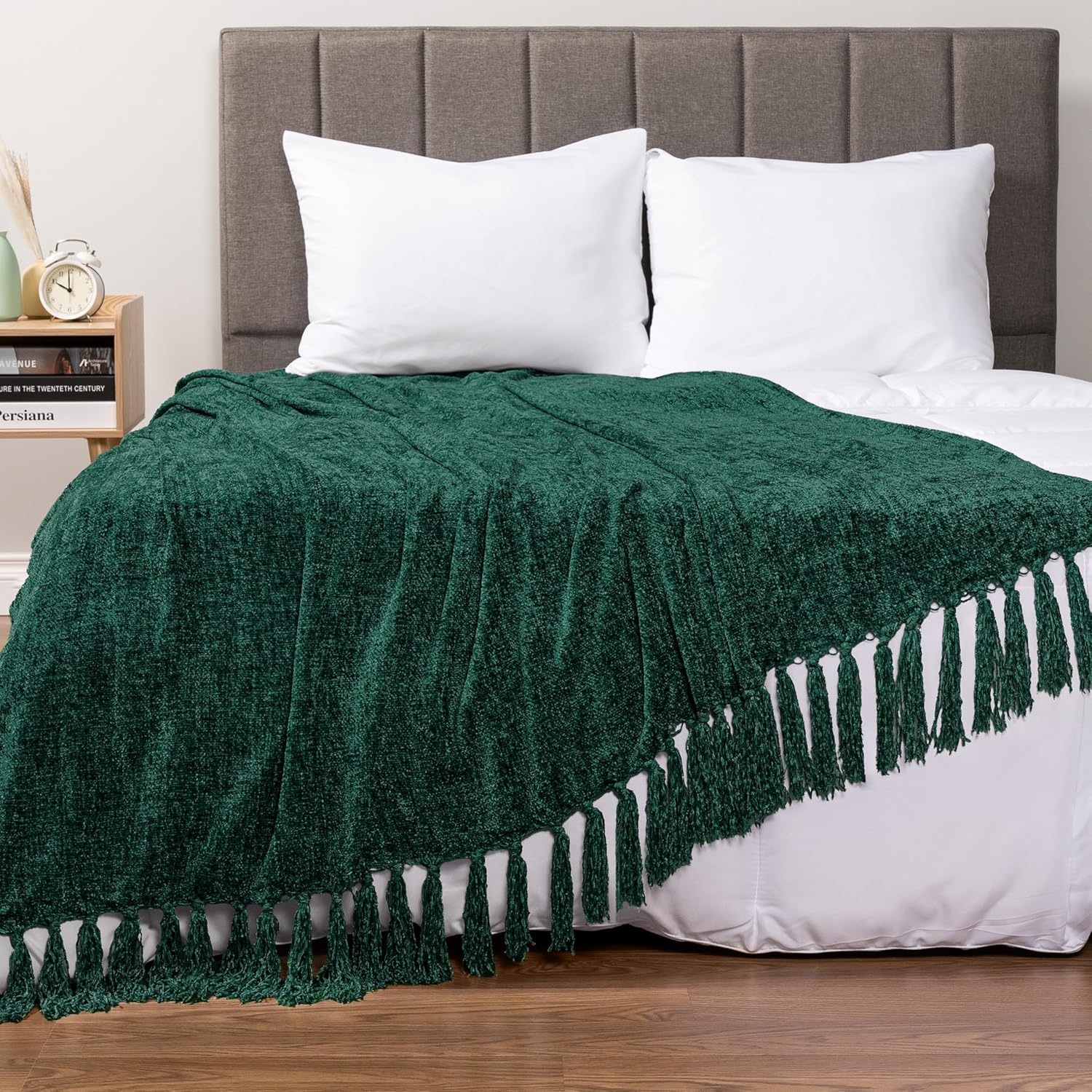 PAVILIA Emerald Green Chenille Throw Blanket for Couch Sofa, Soft Green Knit Throw with Tassel, Decorative Blanket for Bed Chair Living Room, Emerald Green 50x60 - Image 4