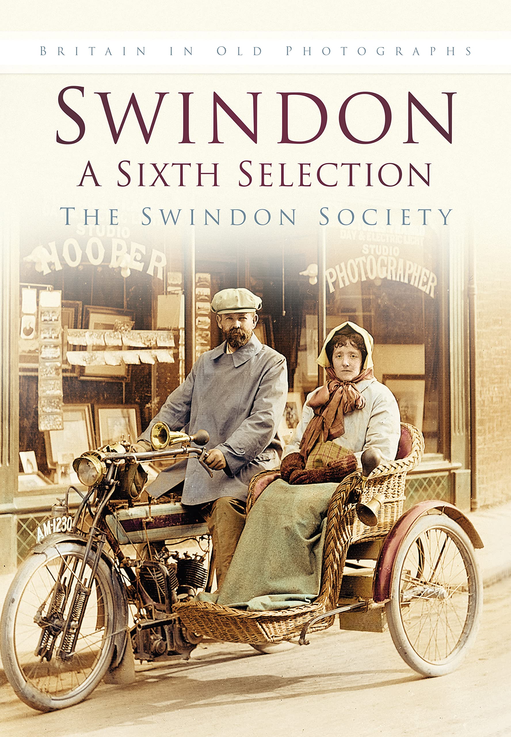 Swindon: Britain in Old Photographs