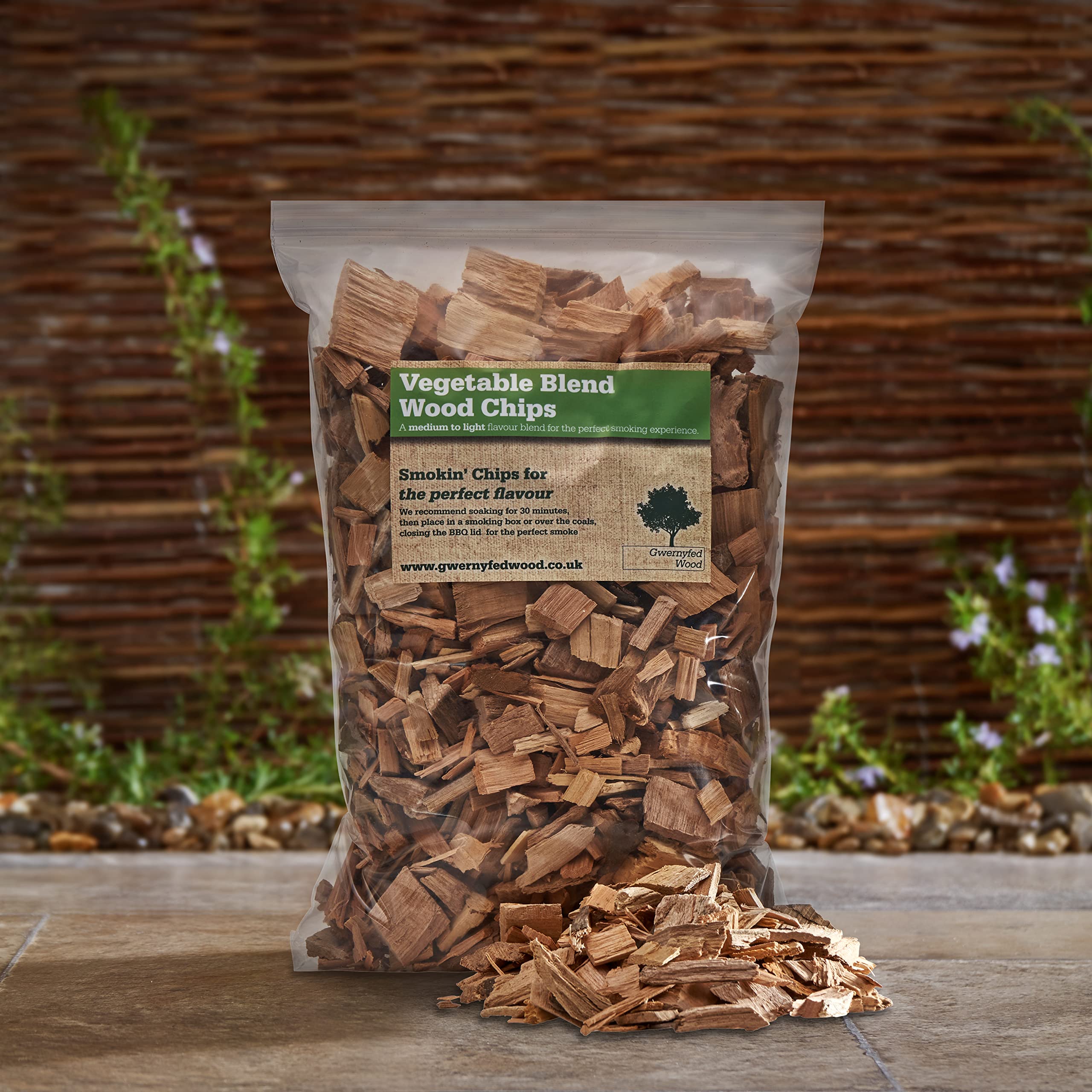 Gwernyfed Wood Green Vegetable Bbq Smoking/Smoker Wood Chips 3 Litre - (24 Great Flavours Available 100% Natural With Nothing Added) (Vegetable Chip Blend)