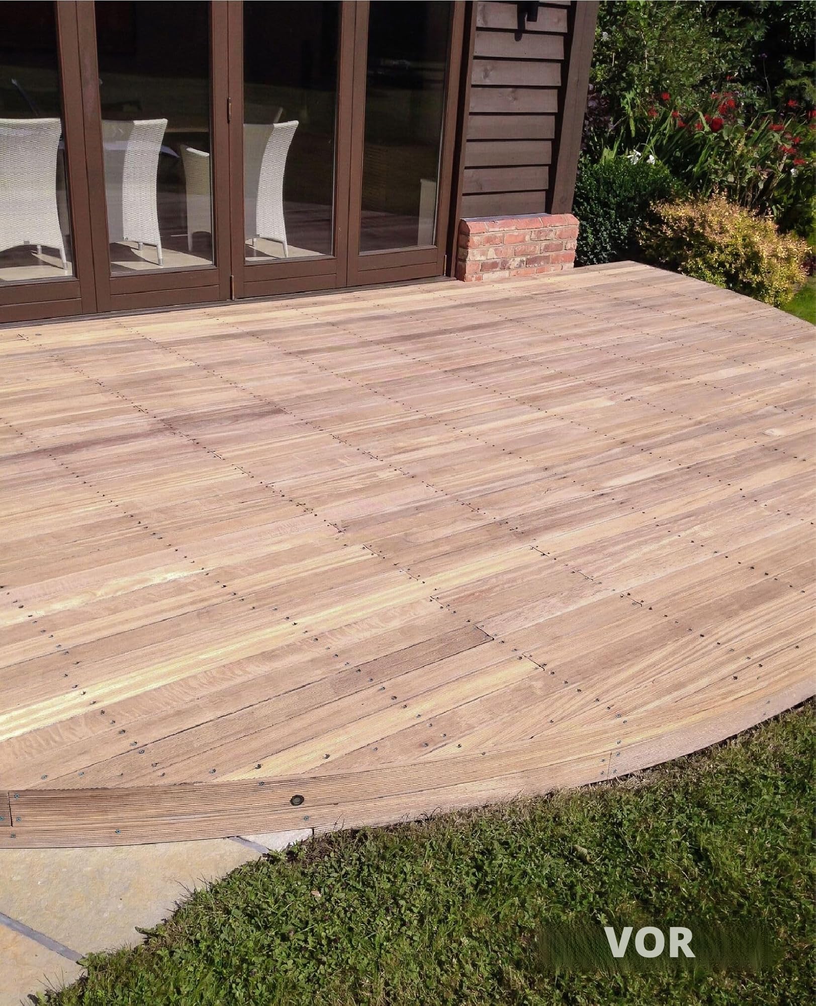 TEXTROL® OWATROL – Holzsättigungsmittel für den Außenbereich – Schalen, Verkleidungen, Terrassen, Gartenhäuser – für Harz- und Laubholz – vielseitig – pflegt und schützt nachhaltig – farblos – 2,5 l