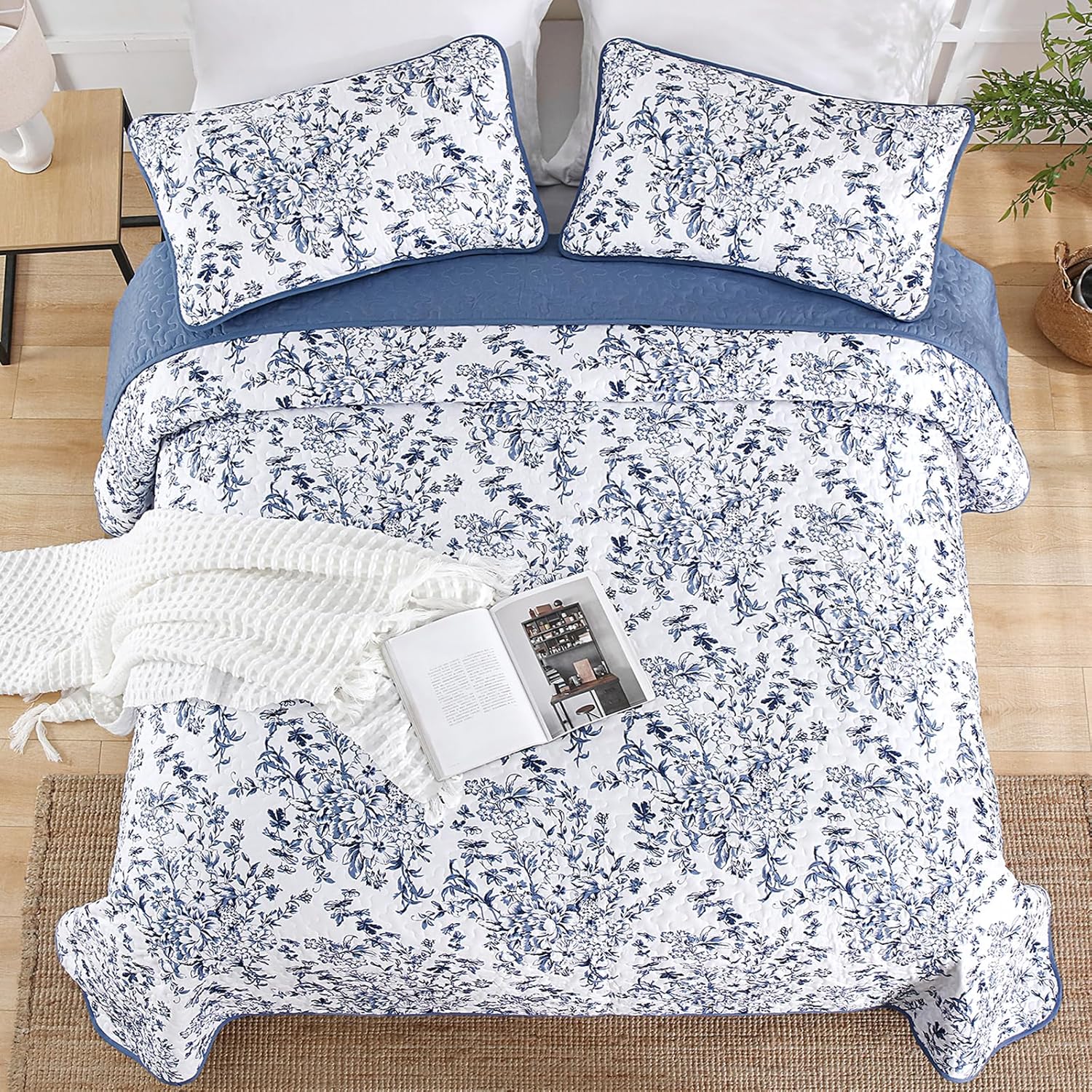 WONGS BEDDING Quilt Queen Size, Blue Quilt Bedding Set with 2 Pillowcases, Botanical Quilts for Queen Bed, Soft Microfiber Lightweight Coverlet Bedspread for All Season (96"×90", 3 Pieces) - Image 8