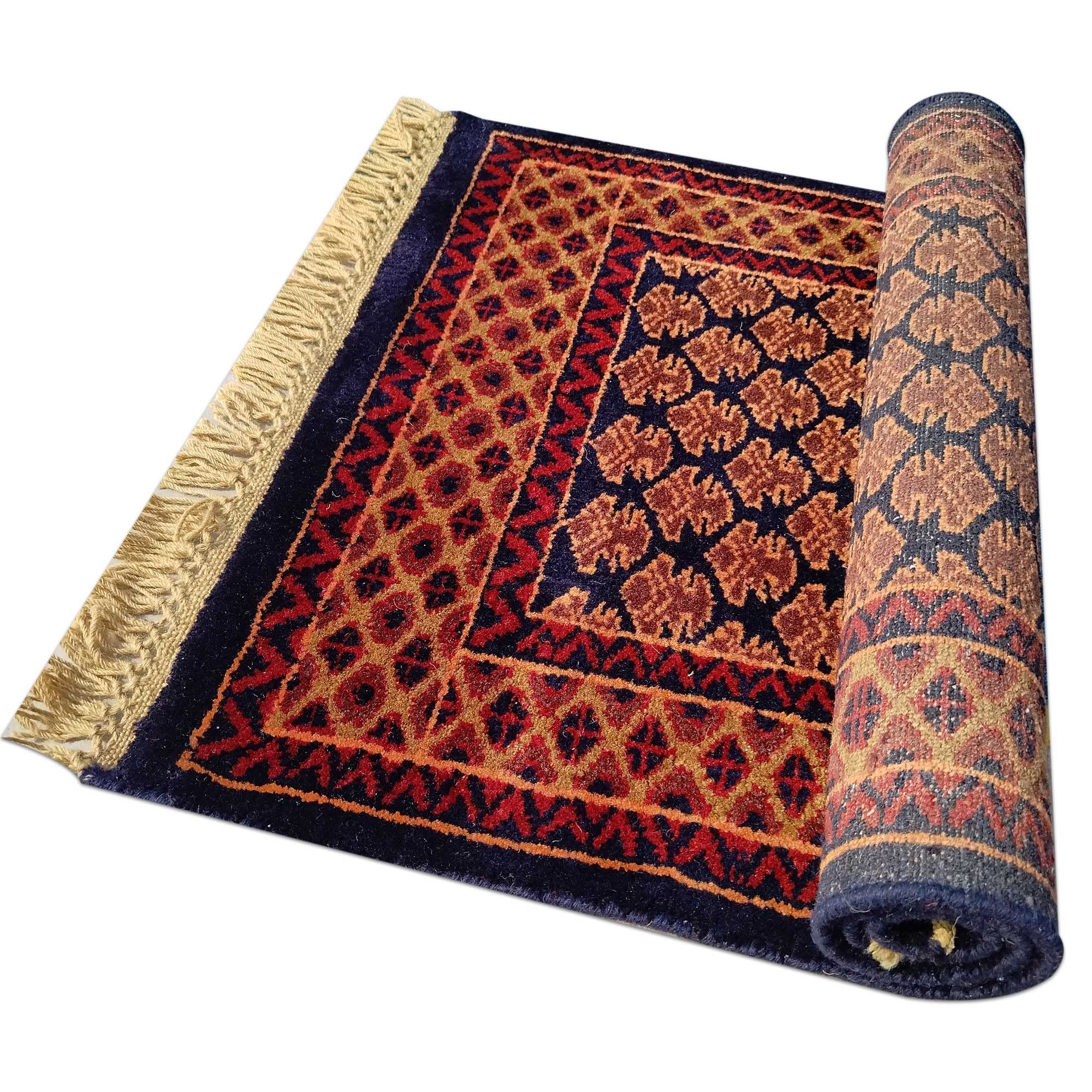 Petit tapis fait main en laine Noir et marron 60 x 90 cm