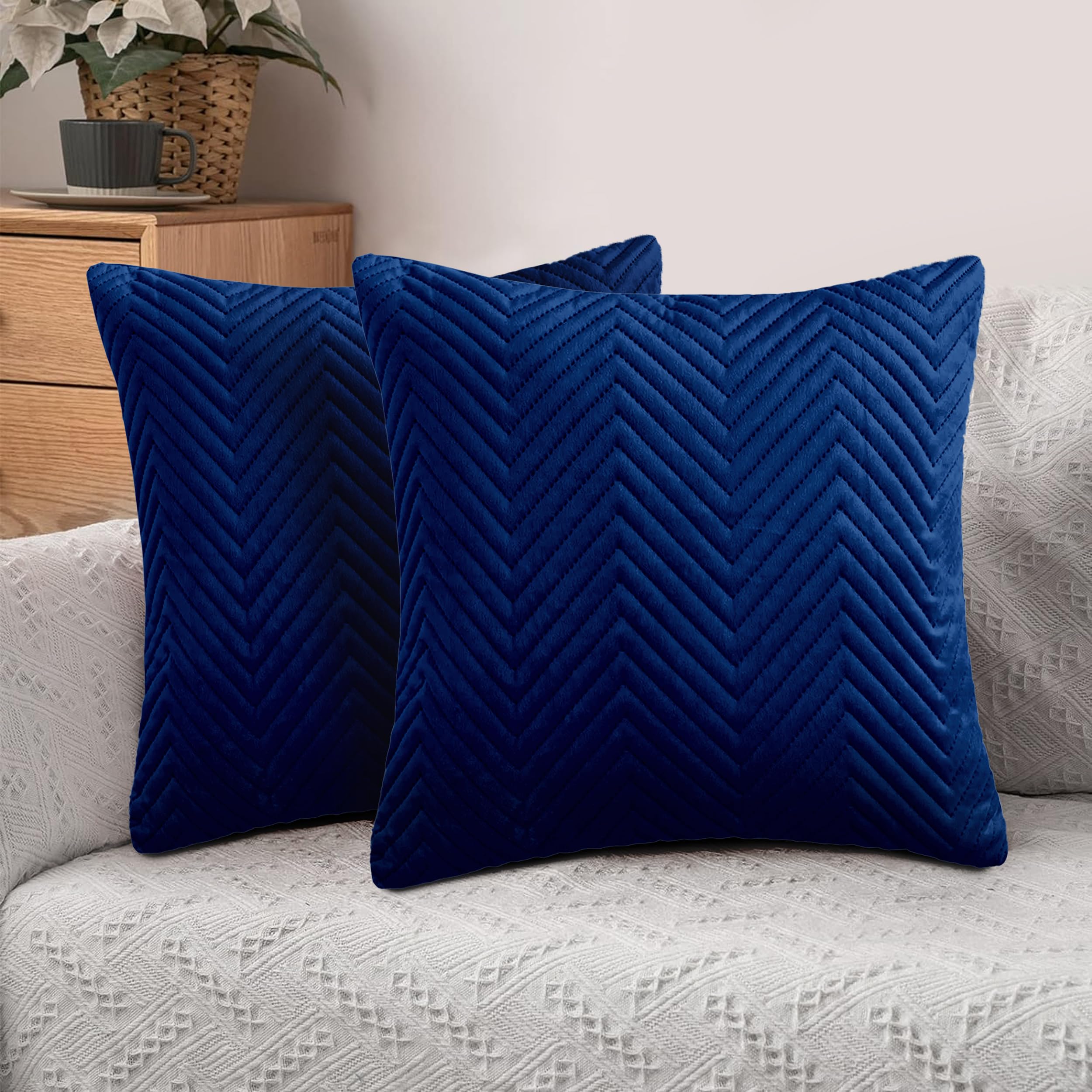 Hafaa Cushions with Covers Included 45 x 45 Cm Set of 4 (2 Navy Cushion Covers, 2 Cushion Inserts) - Ultrasonic Velvet Square Throw Pillow Case Decorative Sofa Cushion with Invisible Zipper