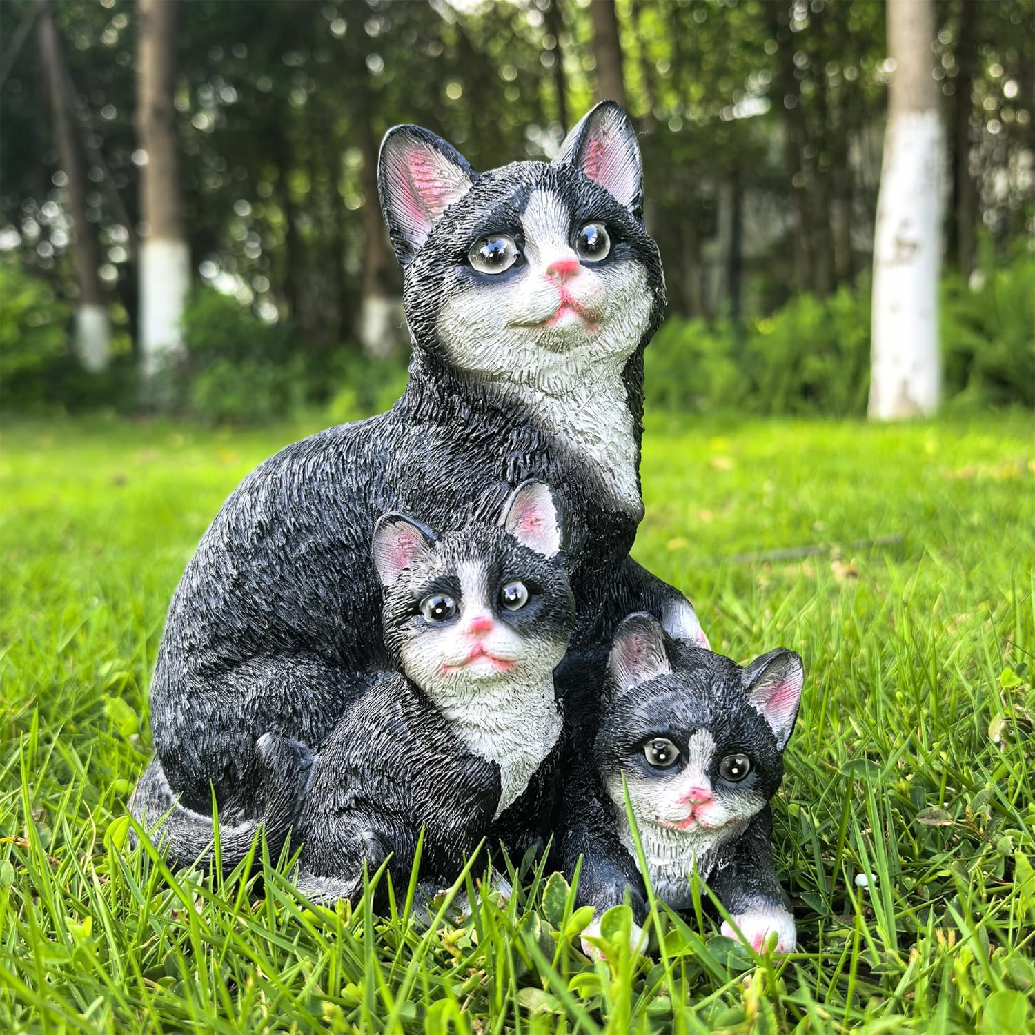 Mama Cat and Kitten Garden Statue,Outdoor Lawn Decorative Figurine Black Cat Statue for Patio Yard,Funny Animal Flower Bed Decor Art Sculpture - Image 3