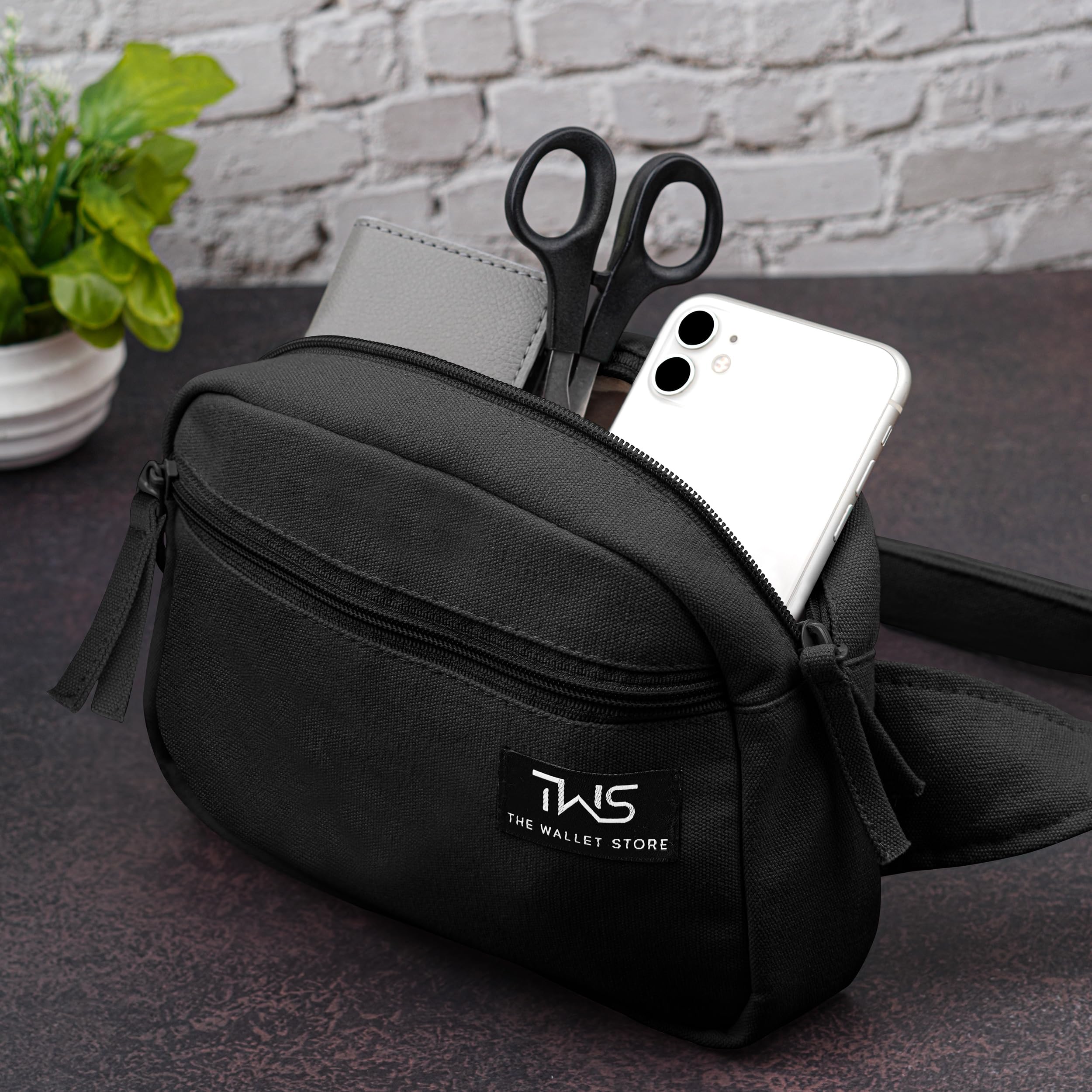 The Wallet Store Urban Trek Canvas Fanny Bag - Black