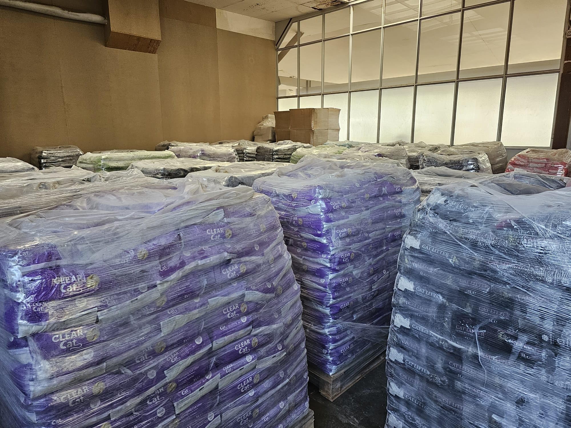 Lettiera agglomerante al profumo di lavanda, 5 l, bentonite naturale, 99,5% senza polvere, grumi rapidi e solidi, alto assorbimento, basso tracciamento, freschezza di lunga durata