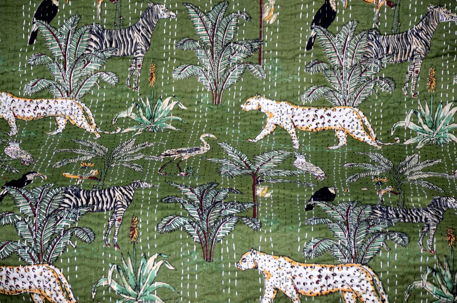 Marusthali indian cotton quilt Handmade Cotton Kantha Quilt Lightweight Bed Cover Bedspread Hippie Bedding Vintage Quilt Hand Quilting Blanket (Twin, Green)