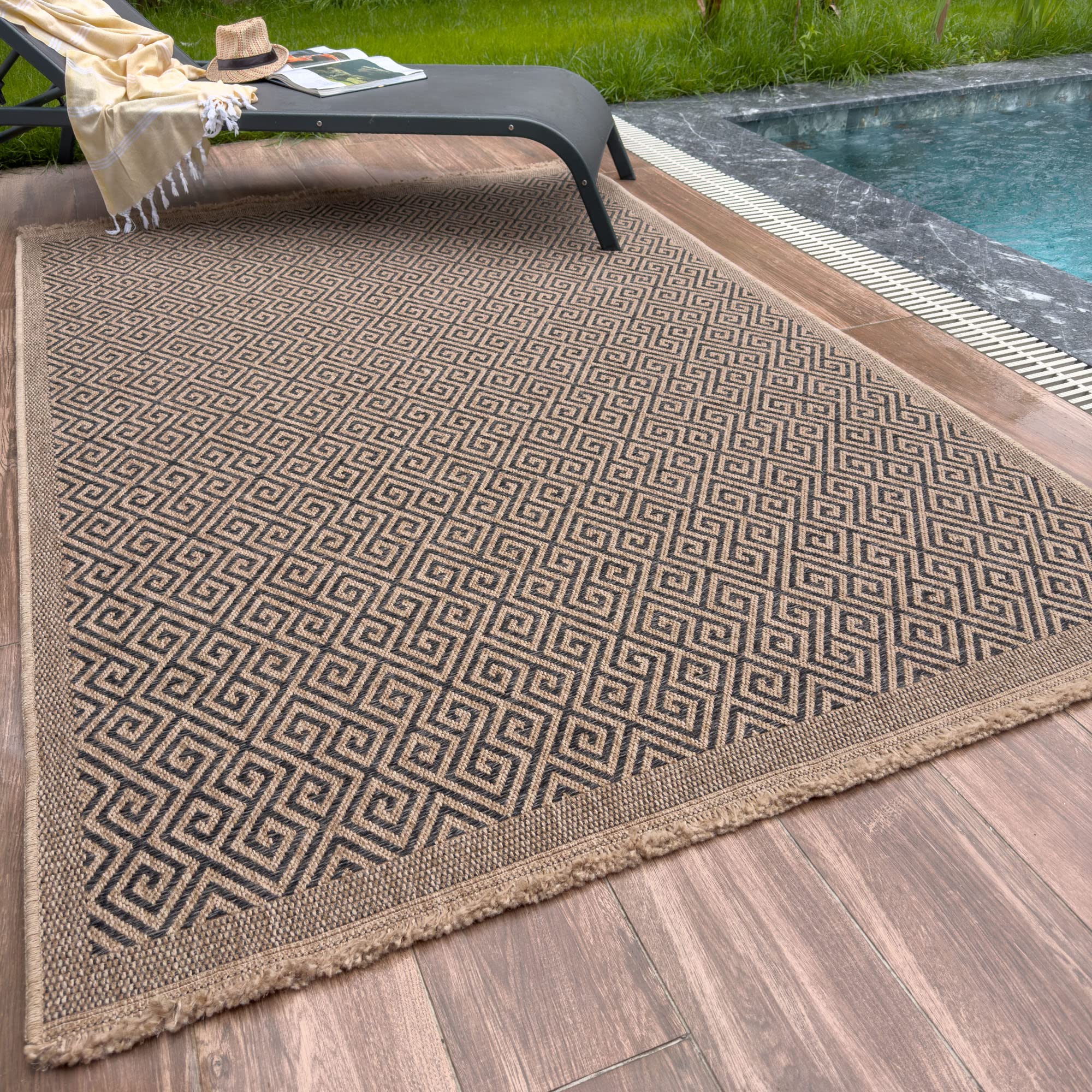 THE RUGS Nature Collection Outdoor Rug, Indoor/Outdoor Tona Border Area Rug for Patio Deck, Garden, Kitchen