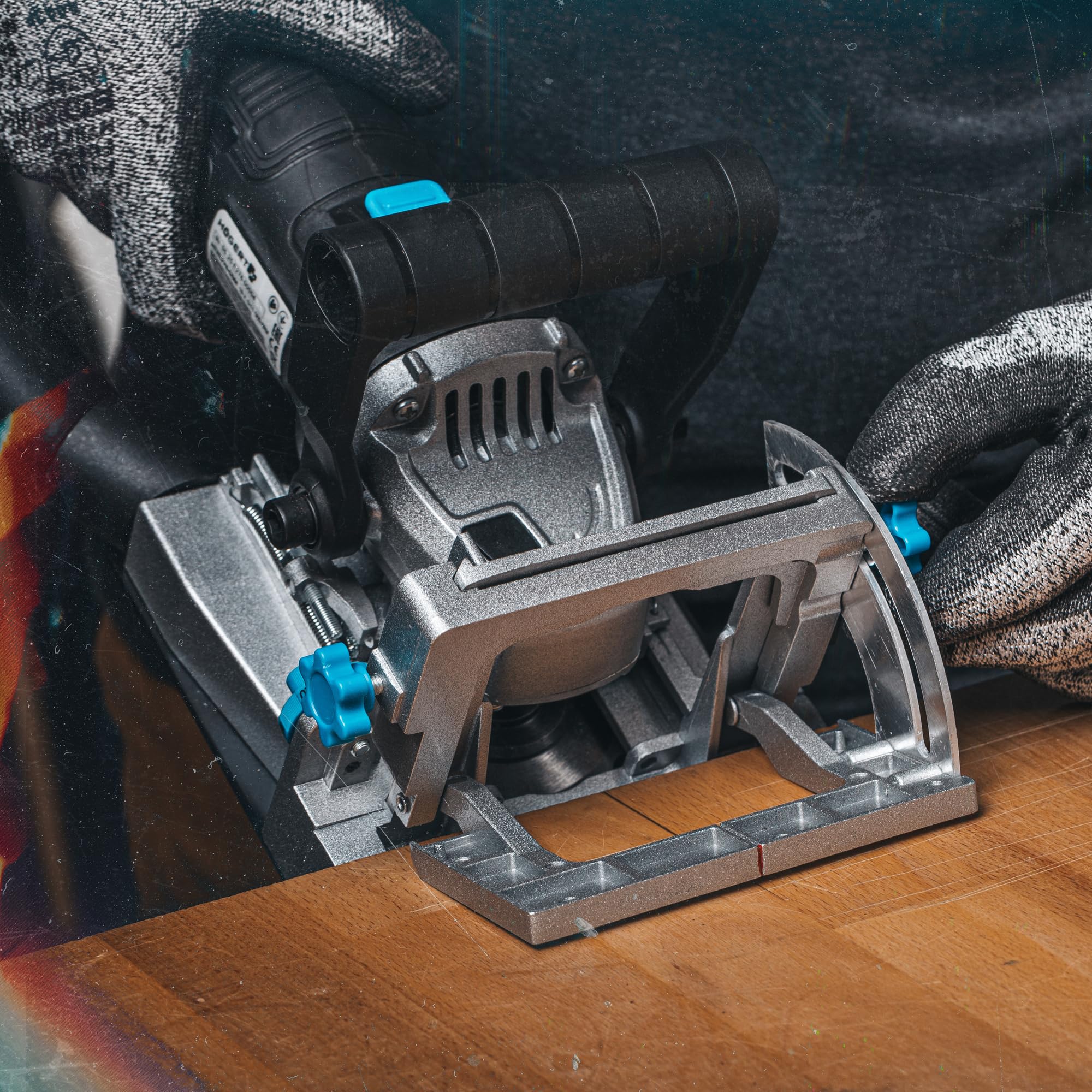 HÖGERT TECHNIK – Fraiseuse à biscuits sans fil 18V OneAccuSystem, assembleuse de lamelles pour bois, fraiseuse de rainures pour assemblages en MDF, 0-11000 tr/min, softgrip, sans batterie
