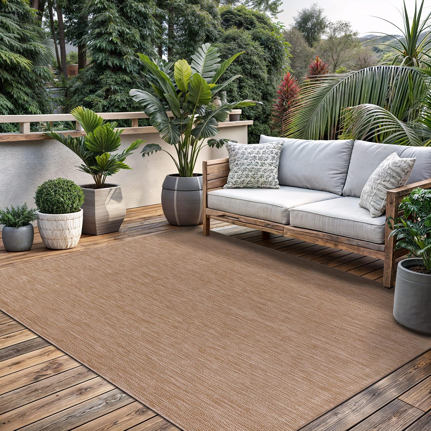 Beige 6' x 9' Synthetic Indoor/Outdoor Washable Rug