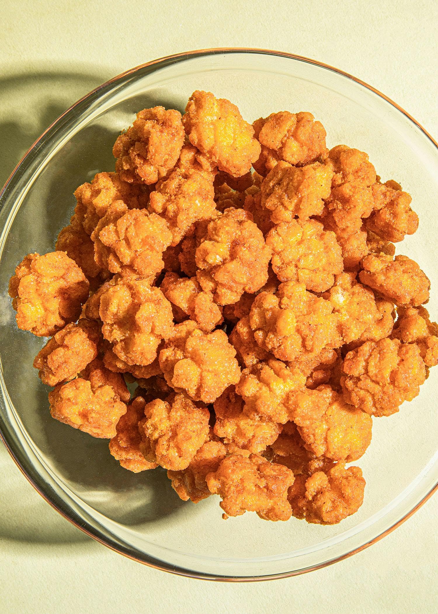 KoRo - Rice crackers piquants aux épices asiatiques 1 kg - Craquelins de riz asiatiques avec poudre de piment - Snack super croustillants