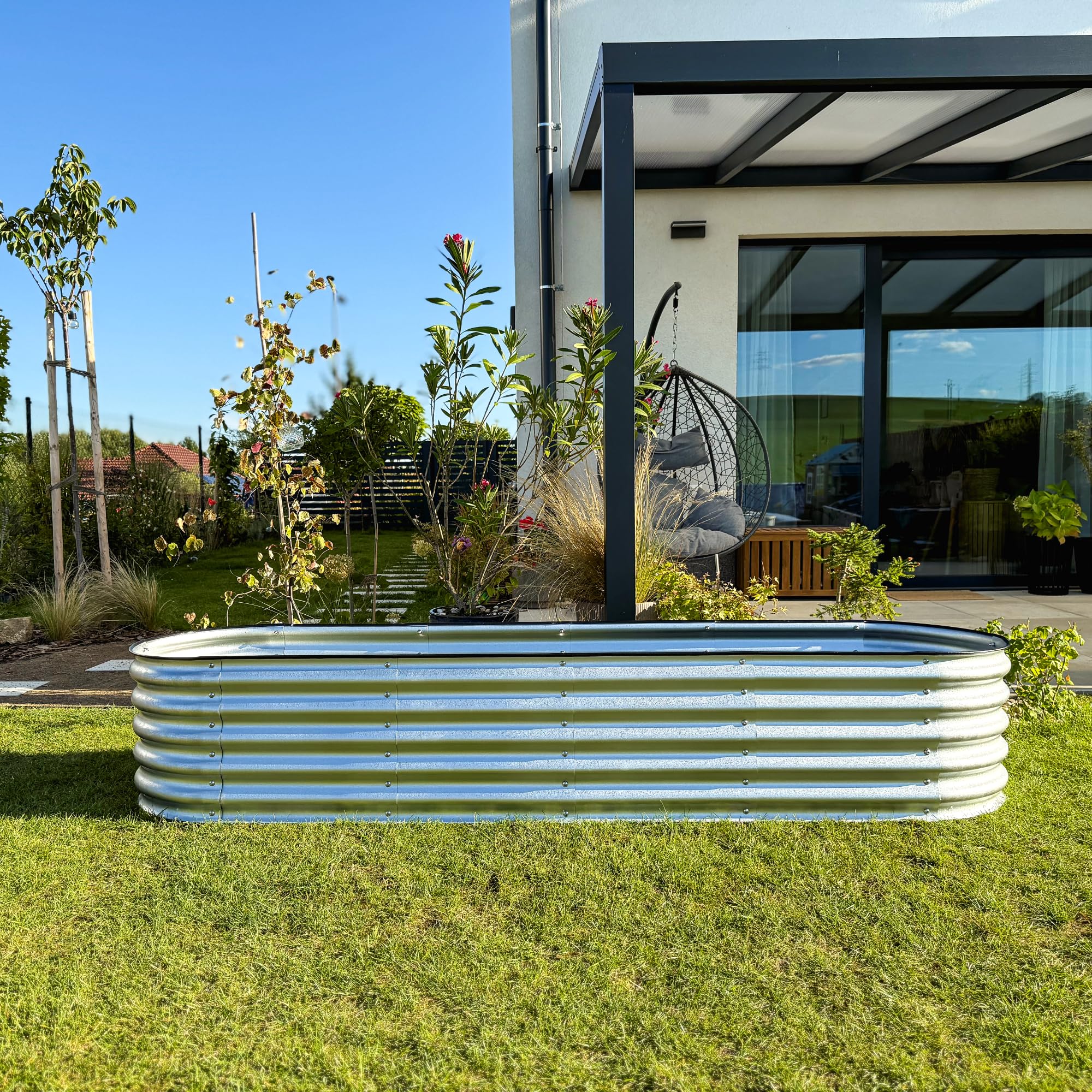UNIGARDIA Aiuola Rialzata in Metallo 240 x 60 x 43 cm - Kit Aiuola Rialzata 9-in-1 Modulare - Aiuole Rialzate Antiruggine per Giardino in Acciaio Zn-Al-Mg di Prima Qualità - Durata Minima di 20 Anni