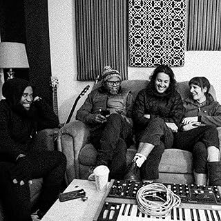 D I M C O L A R E P R I S E