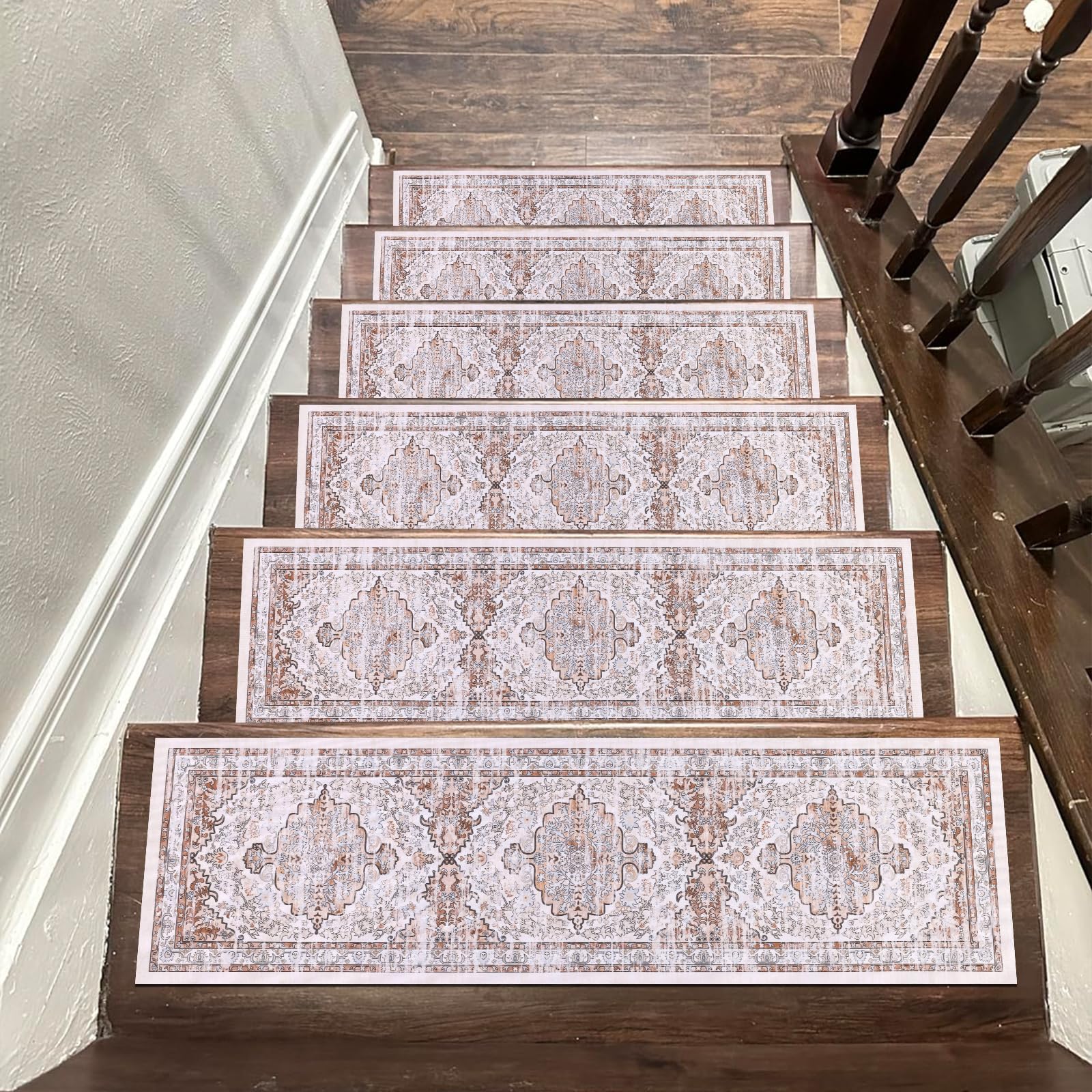 Alfombras para escaleras de interior ideales para niños y perros en casa
