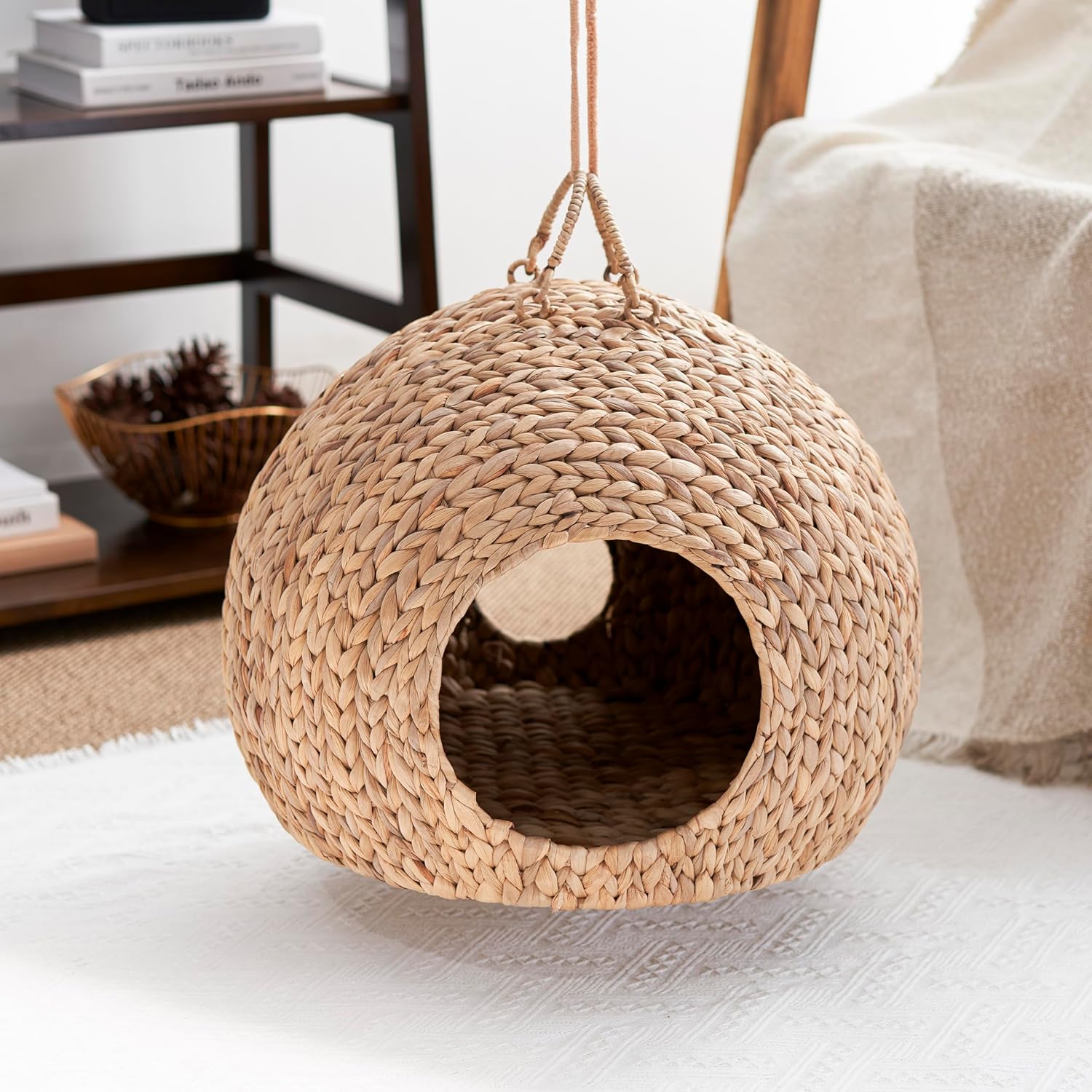 review Woven Wicker Water Hyacinth Cat Bed (Square - 13