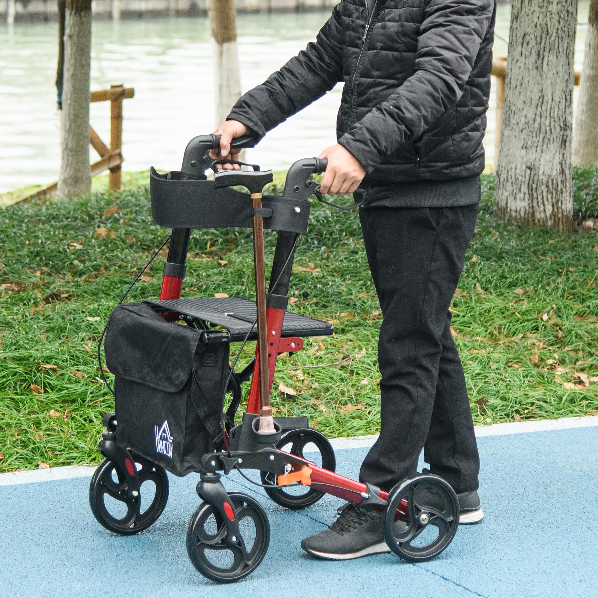 HOMCOM Andador para Ancianos Plegable de Aluminio con Asiento Rojo y Negro | Andador para Personas Mayores, 4 Ruedas, Altura Ajustable, Frenos de Maneta, Bolsa de Transporte