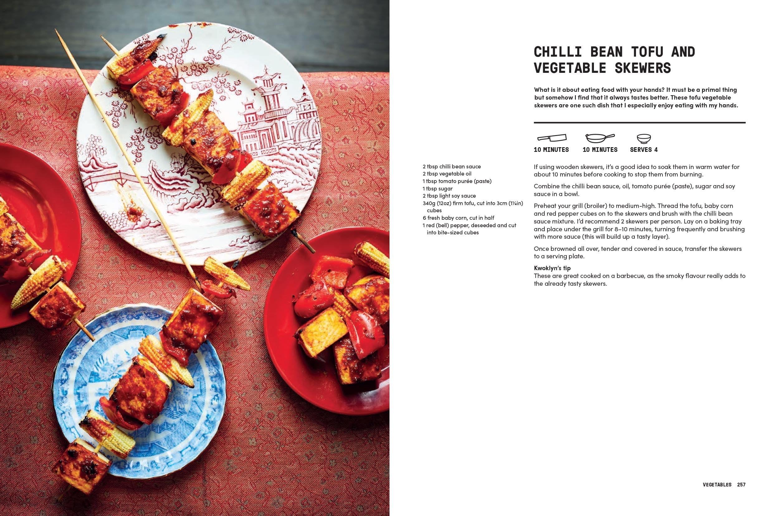 The Complete Chinese Takeaway Cookbook: Over 200 Takeaway Favourites to Make at Home