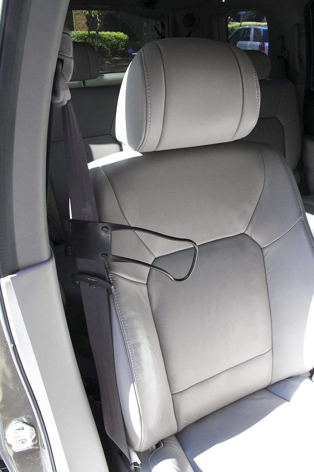 2-Pack Seat Belt Handle Easy Reach Black