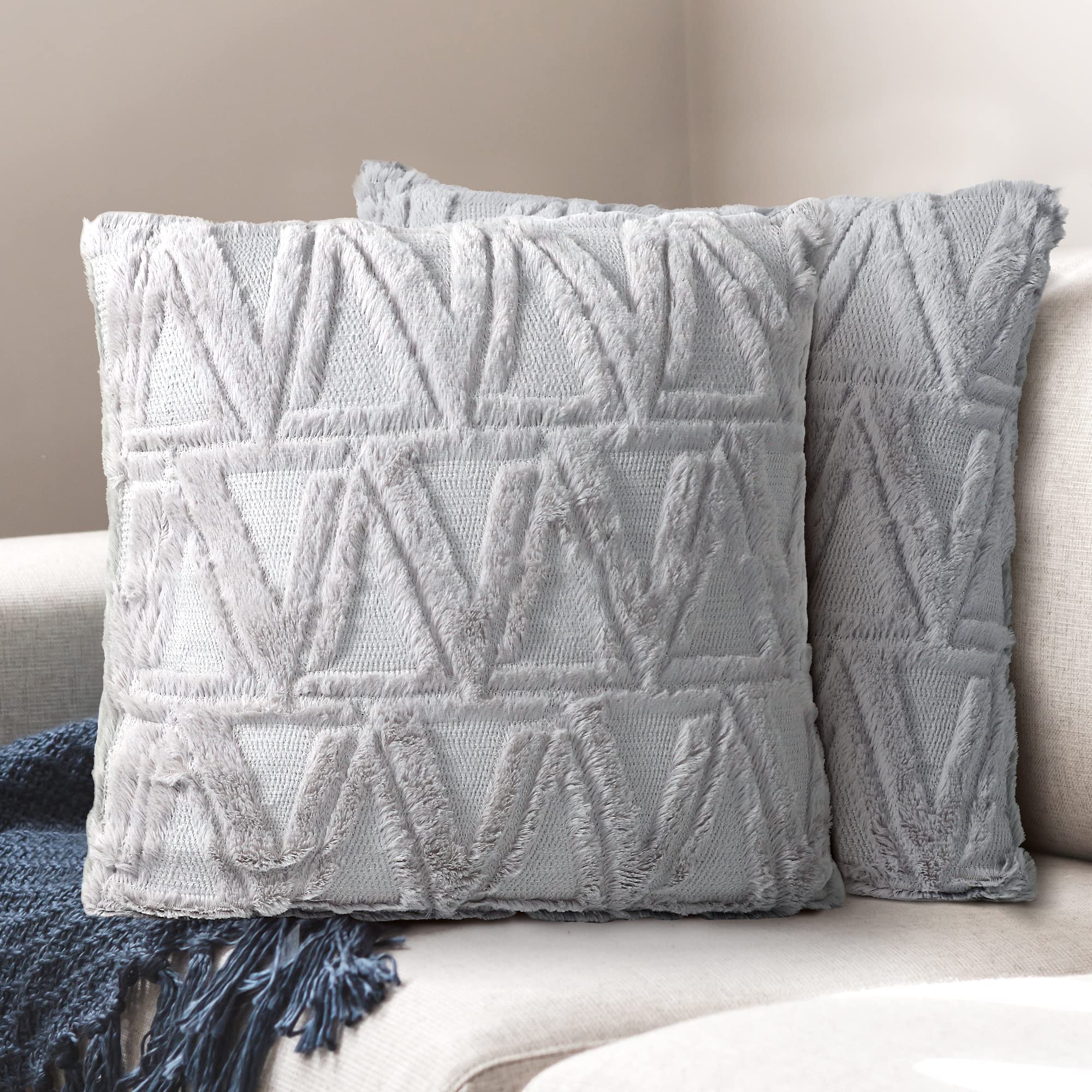 O'woda Set of 2 Soft Plush Short Wool Velvet Decorative Cushion Covers Geometry Faux Fur Pillowcases for Livingroom Sofa Bedroom (18"x18", Grey)