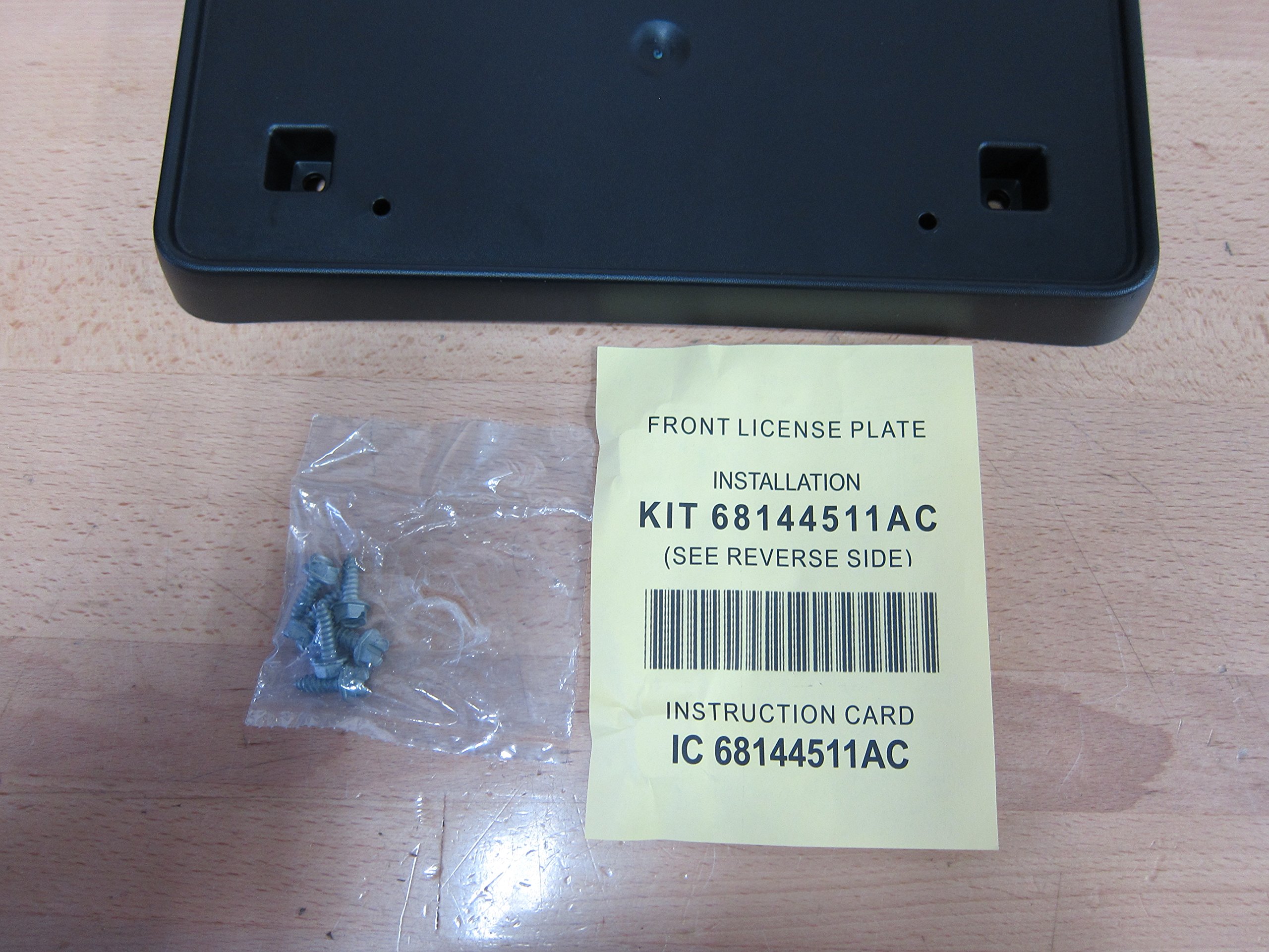 JEEP GRAND CHEROKEE Front Bumper License Plate Bracket NEW OEM MOPAR