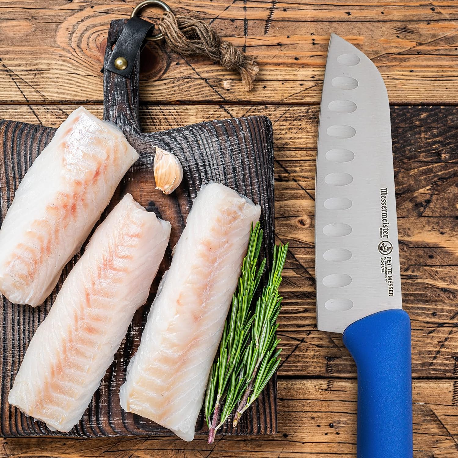 Messermeister Petite Messer 5” Kullenschliff Santoku Knife, Blue - German 1.4116 Stainless Steel & Ergonomic Handle - Lightweight, Rust Resistant & Easy to Maintain