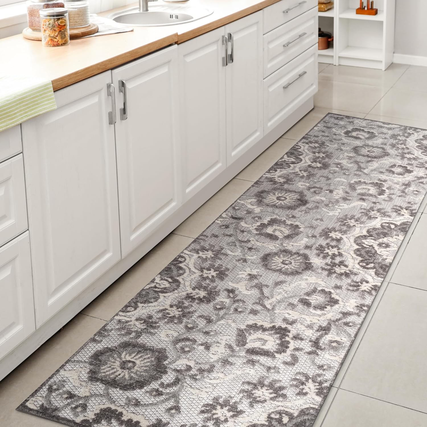 JONATHAN Y Medallion High-Low Indoor Outdoor Runner Rug 2X10 Light Gray/Ivory, Lucena Modern for Backyard, Patio, Porch, Easy-Cleaning, High Traffic, Pet-Friendly, Non-Shedding (AMC104A-210)